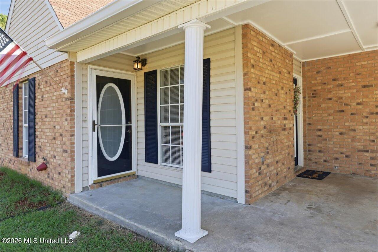 1428 Chelsea Lane Property Photo 5