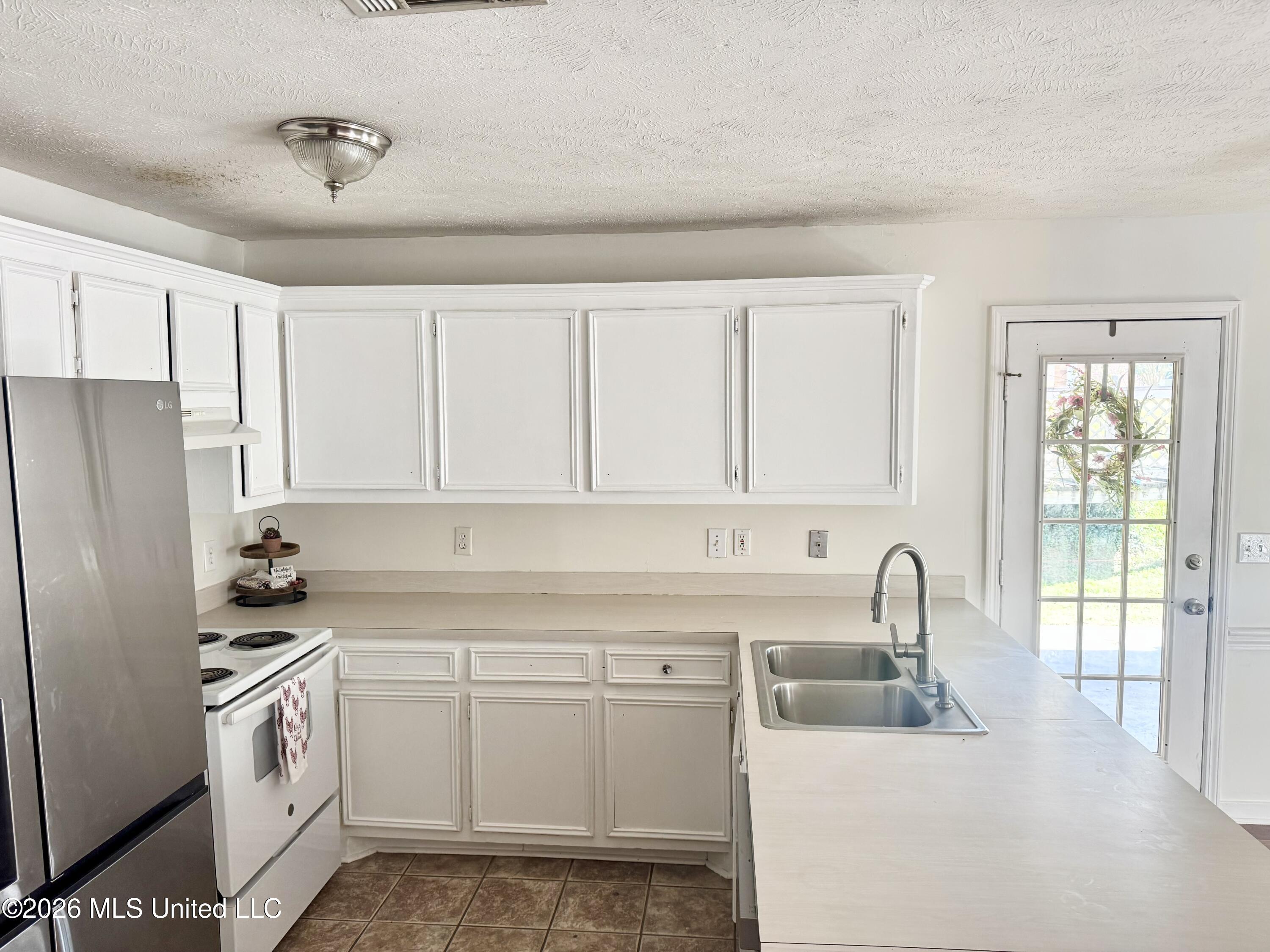1428 Chelsea Lane Property Photo 10