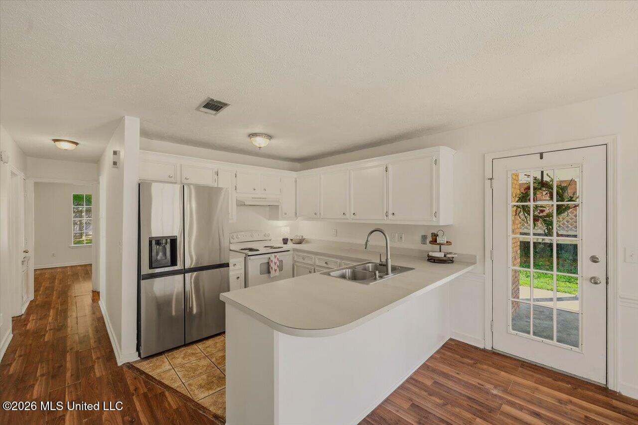 1428 Chelsea Lane Property Photo 11