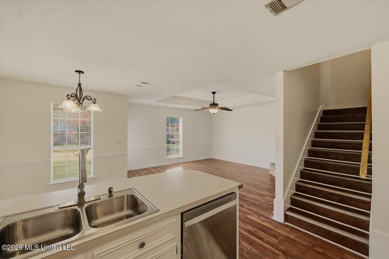 1428 Chelsea Lane Property Photo 14