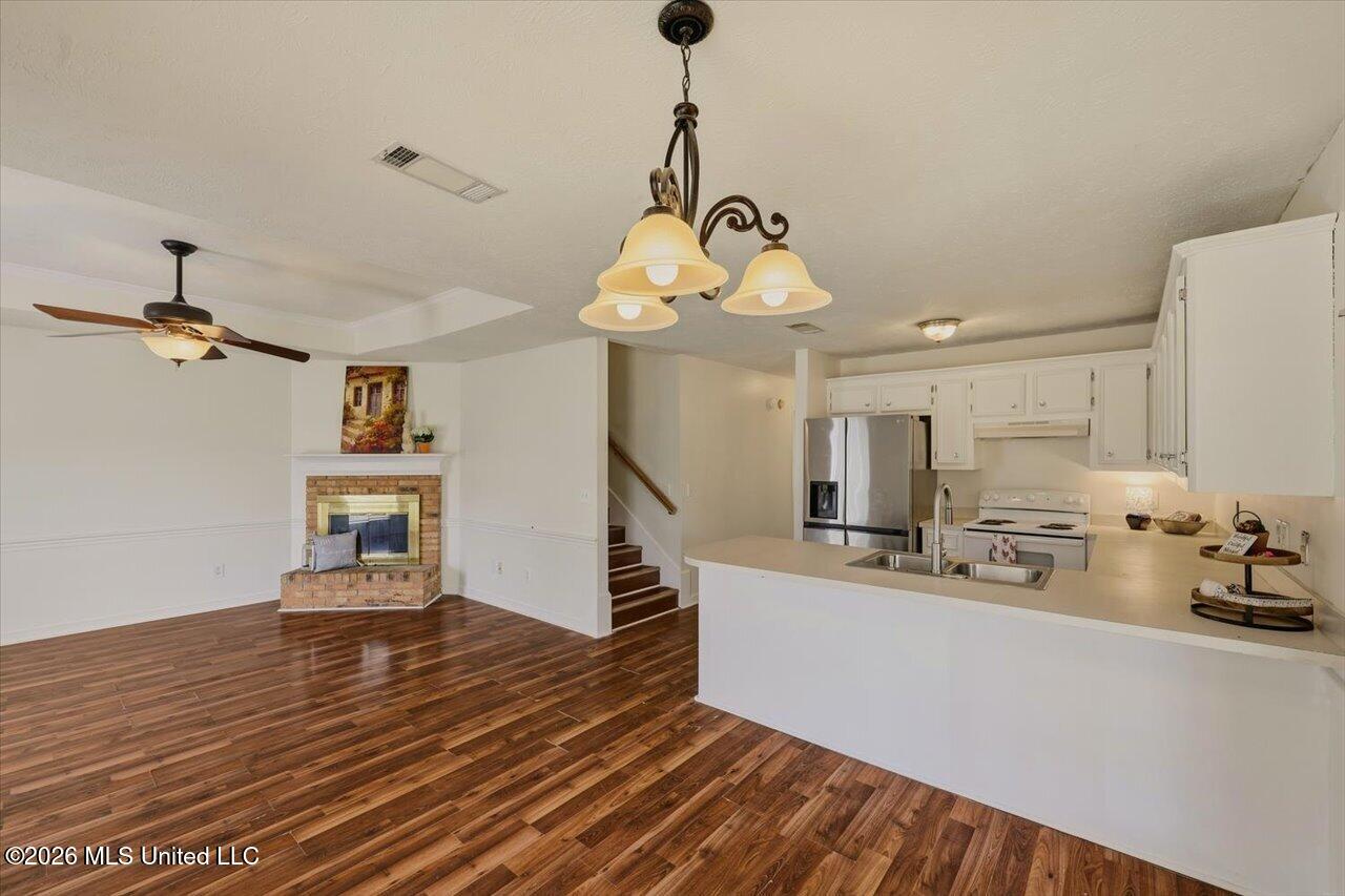 1428 Chelsea Lane Property Photo 16