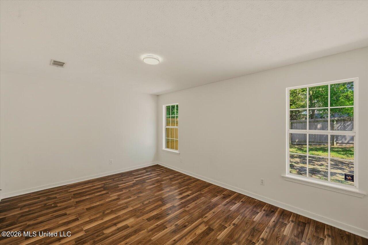 1428 Chelsea Lane Property Photo 17