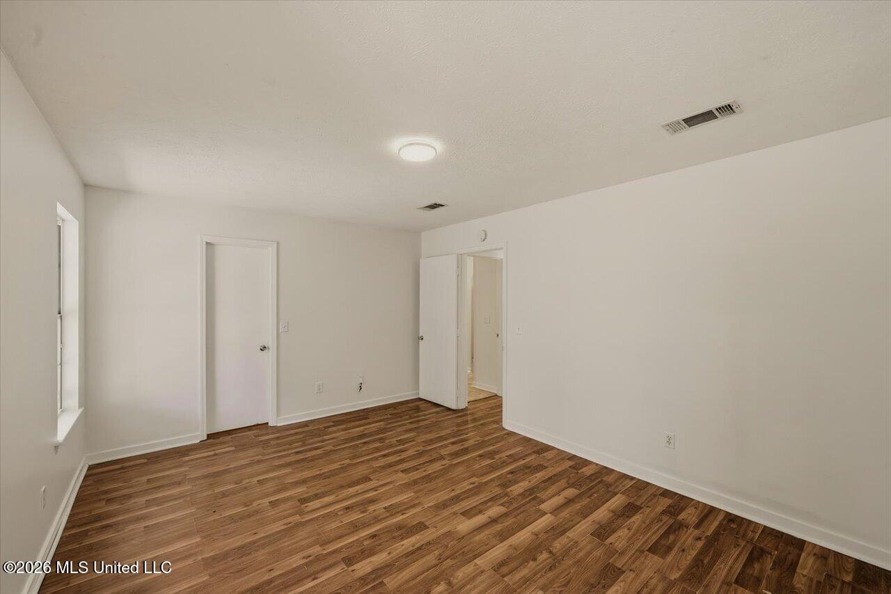 1428 Chelsea Lane Property Photo 18