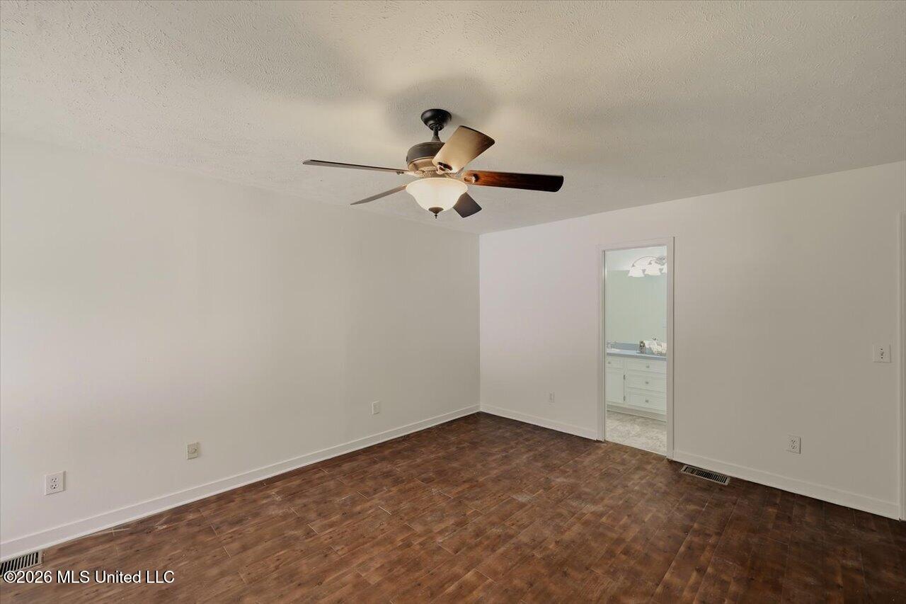 1428 Chelsea Lane Property Photo 23