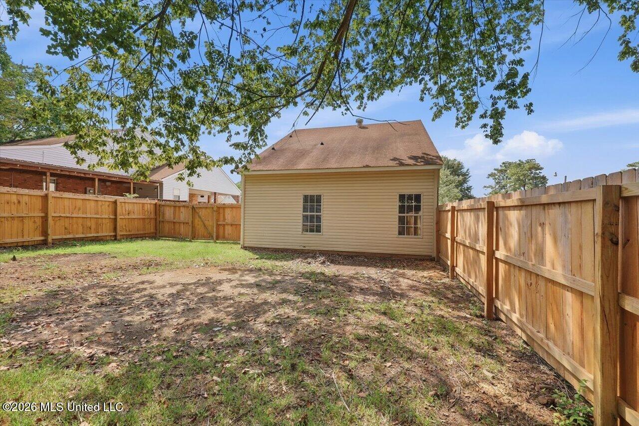 1428 Chelsea Lane Property Photo 31