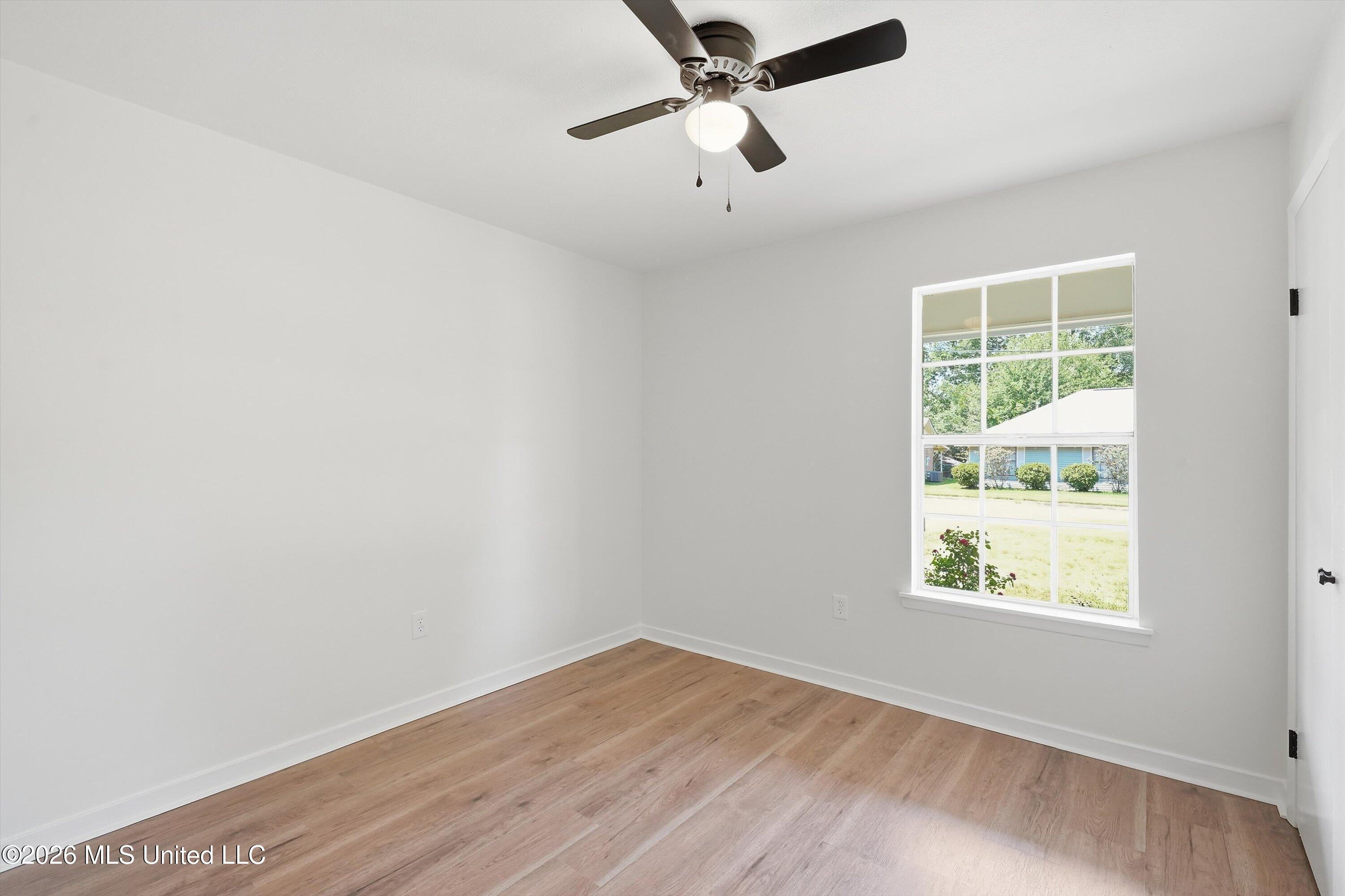 726 Clearmont Drive Property Photo 17