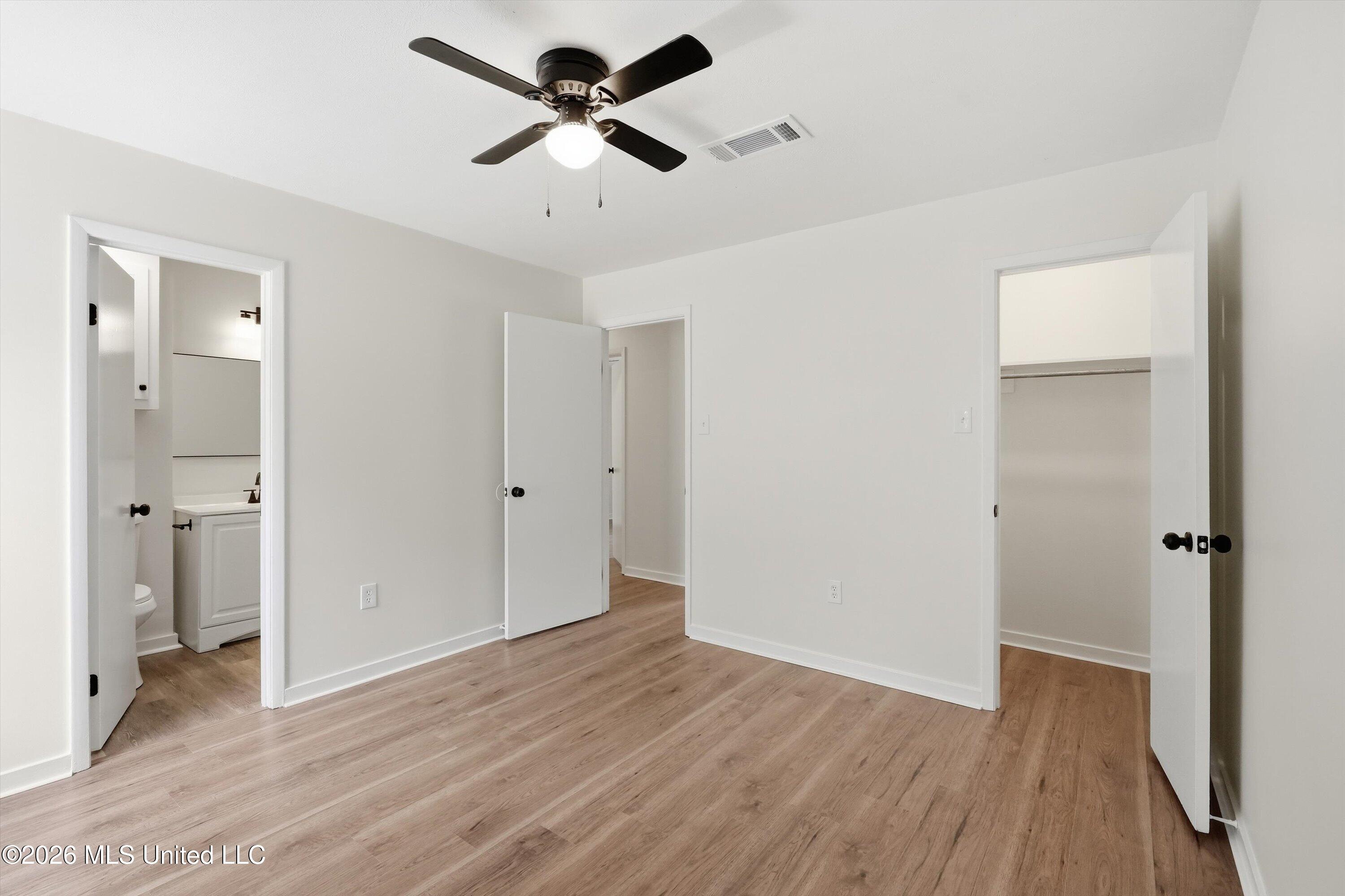 726 Clearmont Drive Property Photo 22