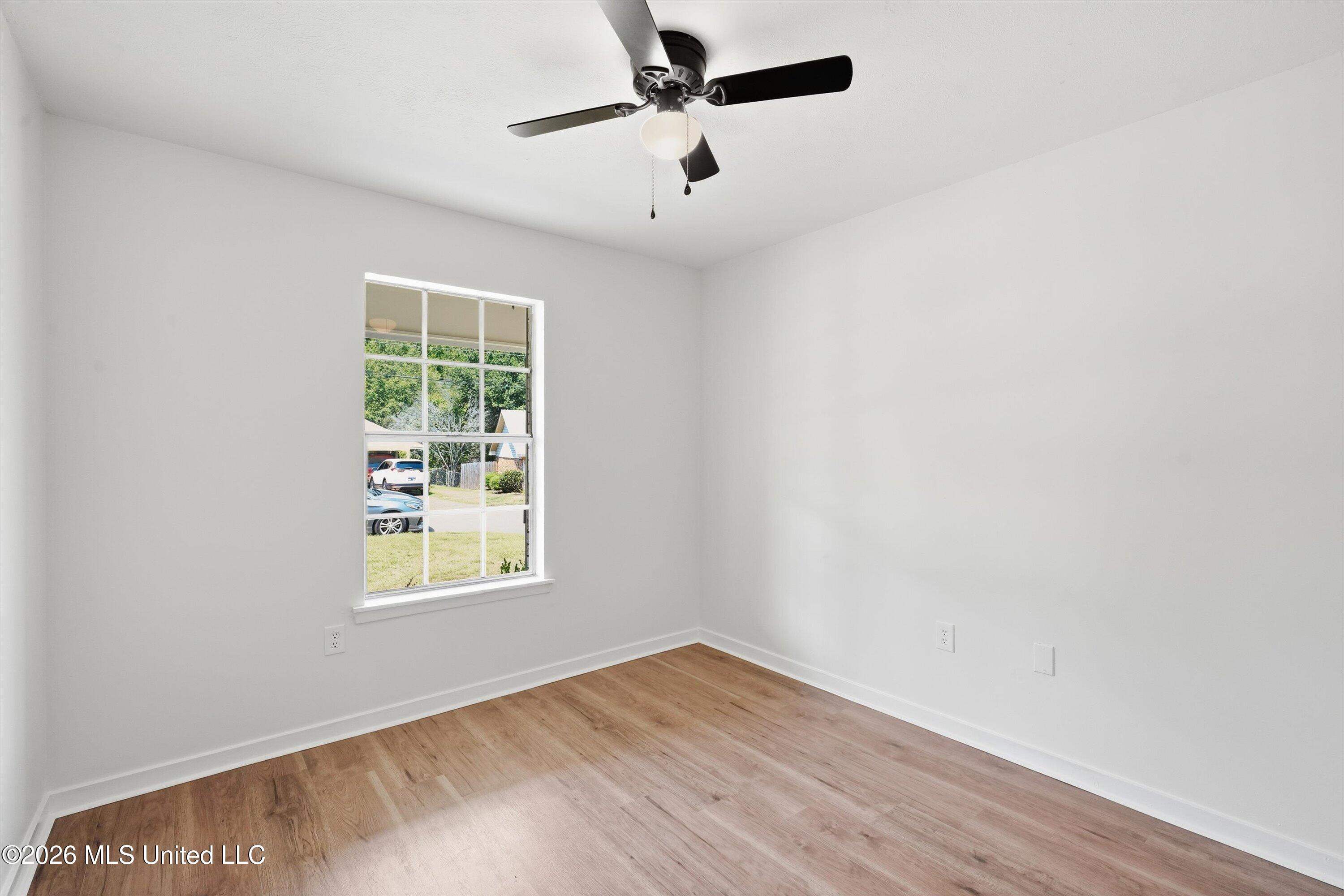 726 Clearmont Drive Property Photo 23