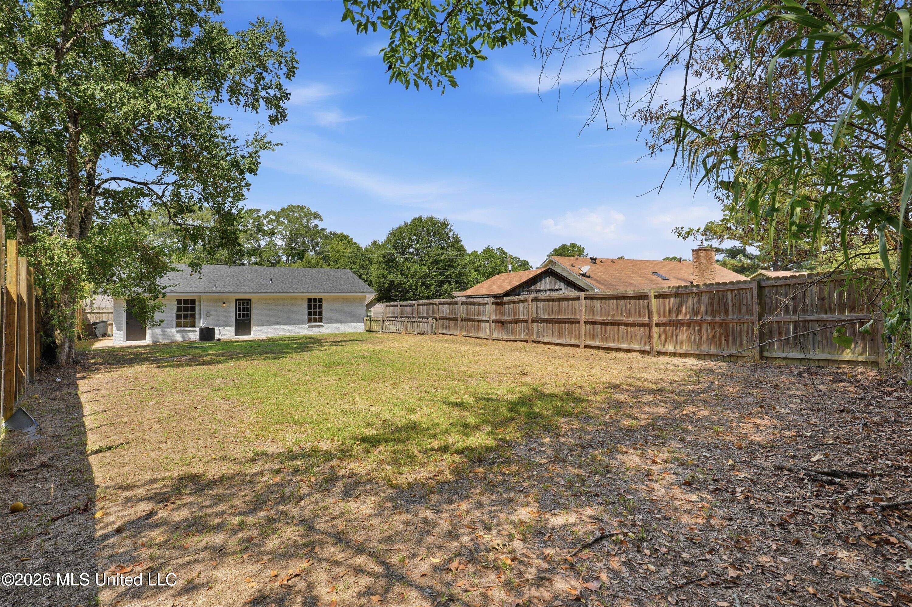 726 Clearmont Drive Property Photo 27