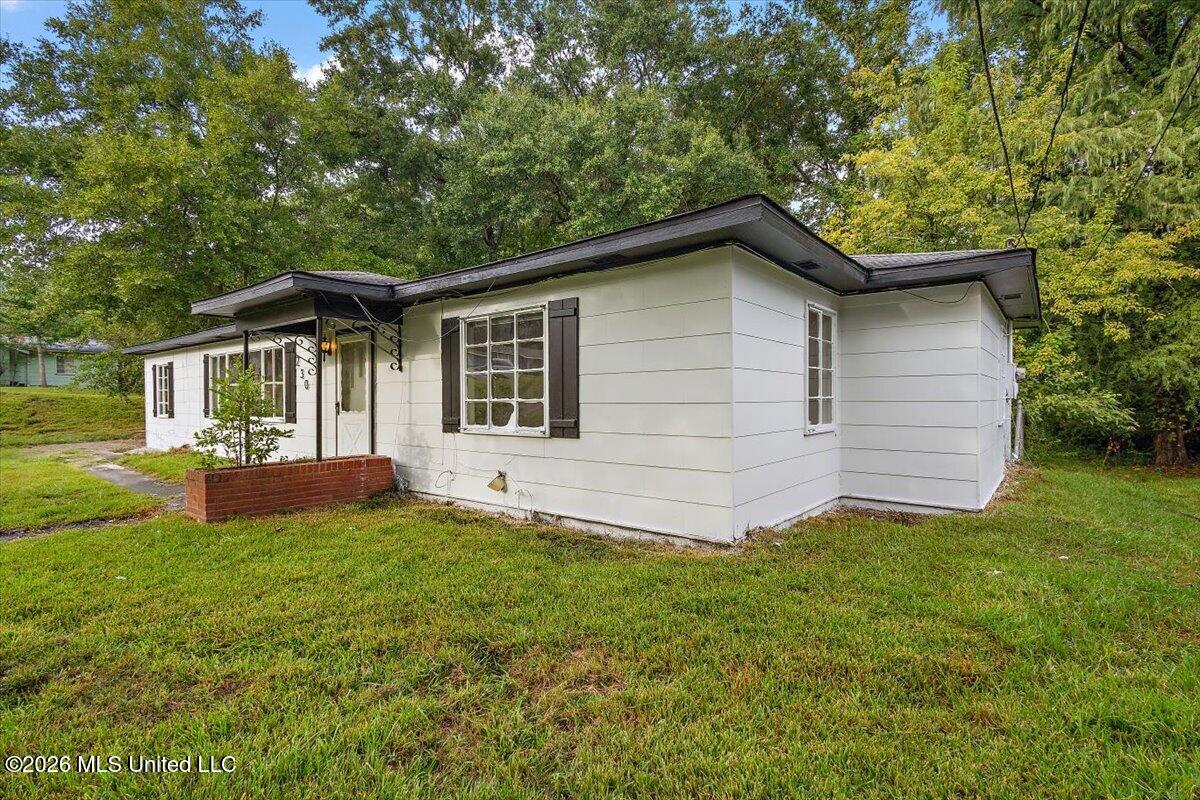 230 Hillside Drive Property Photo 2
