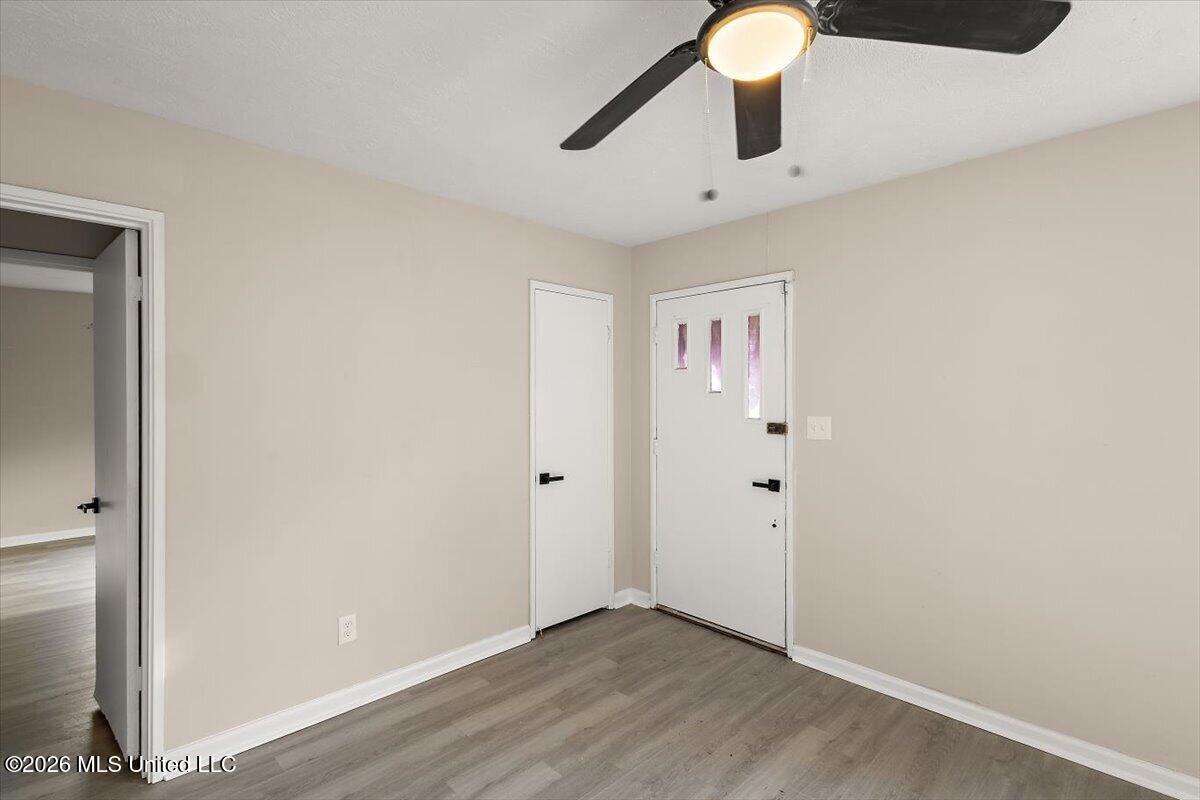 230 Hillside Drive Property Photo 4