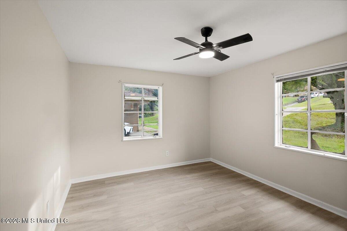 230 Hillside Drive Property Photo 18