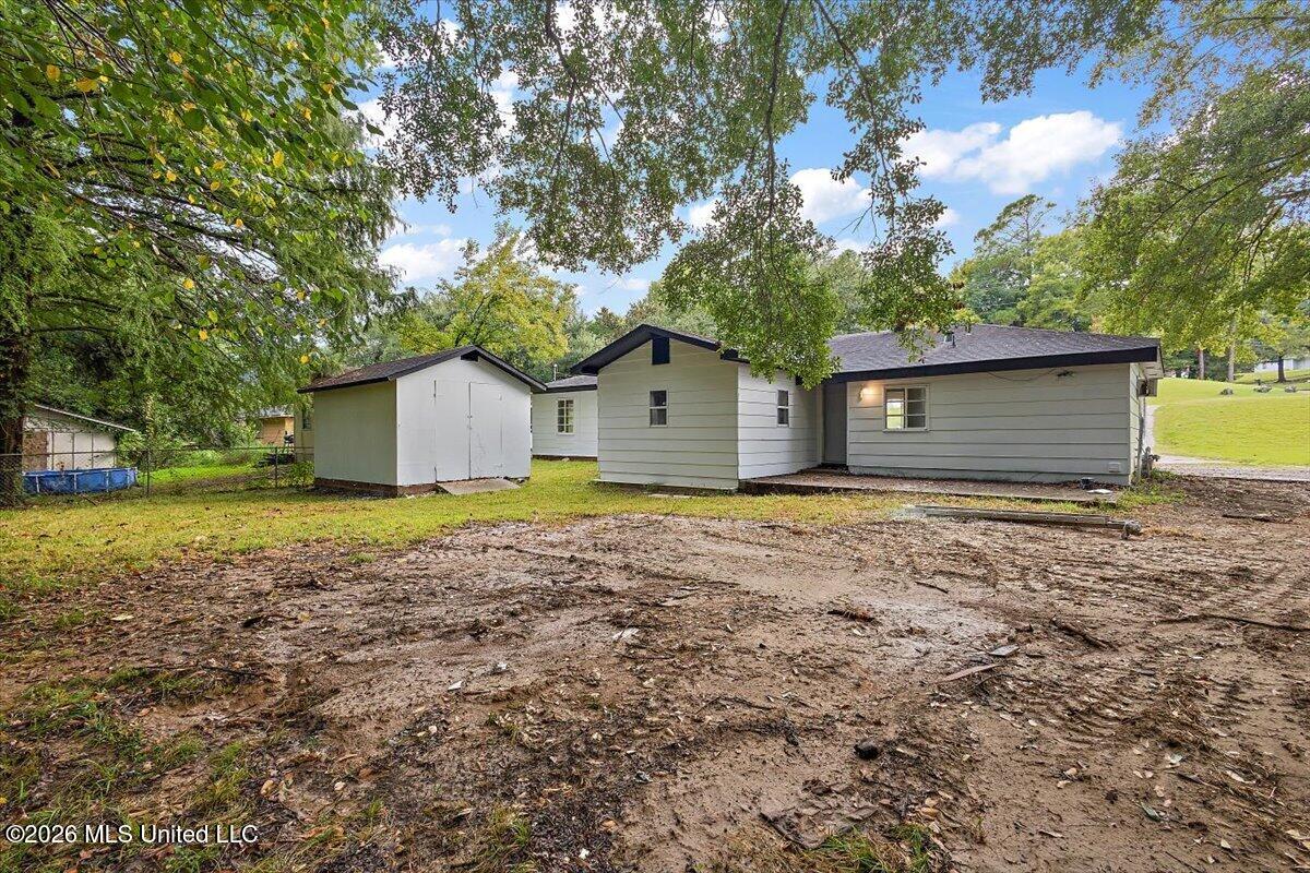 230 Hillside Drive Property Photo 20
