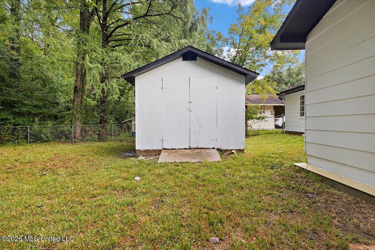 230 Hillside Drive Property Photo 21