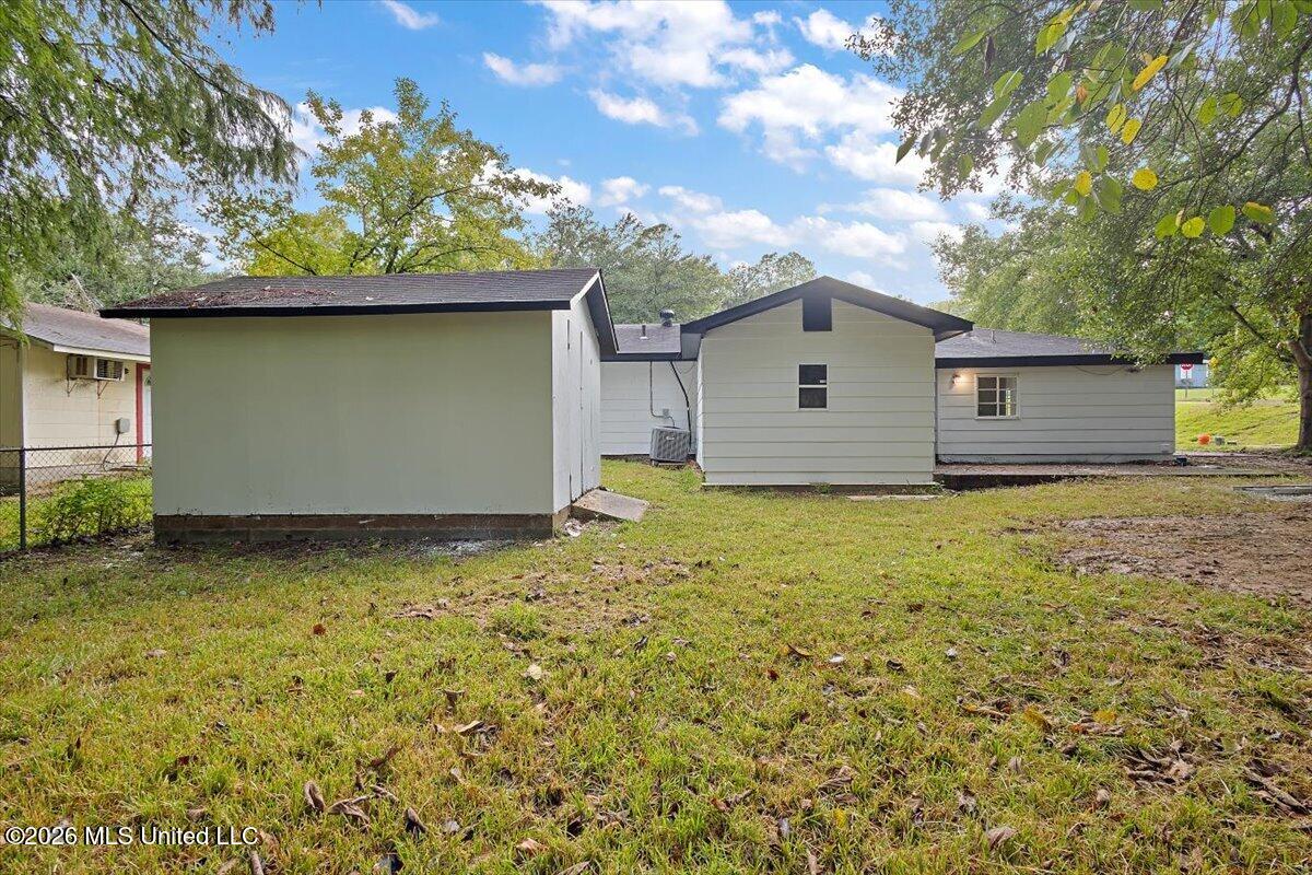 230 Hillside Drive Property Photo 22