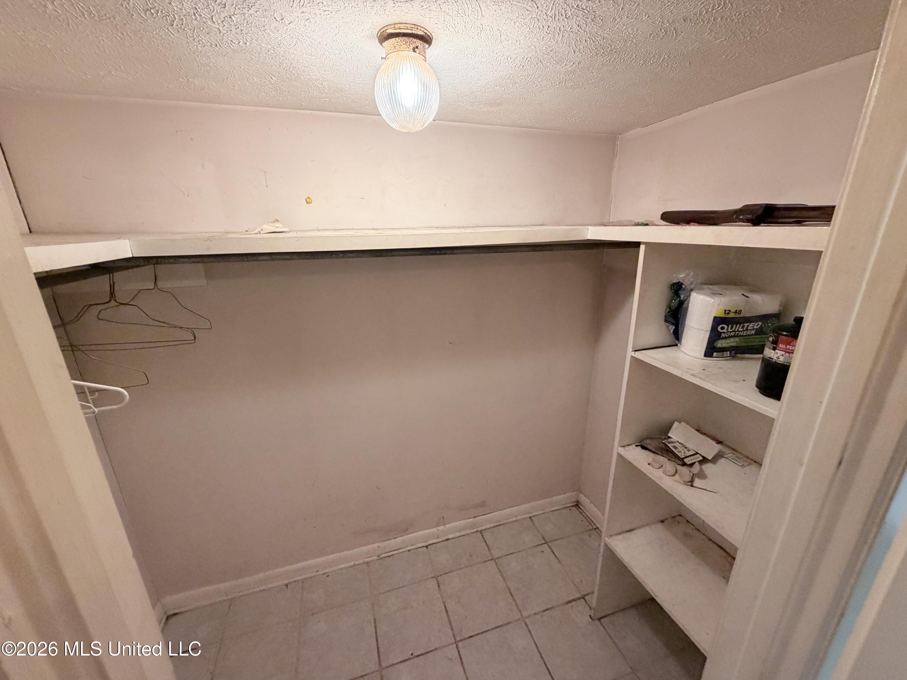 1723 Woodburn Street Property Photo 2