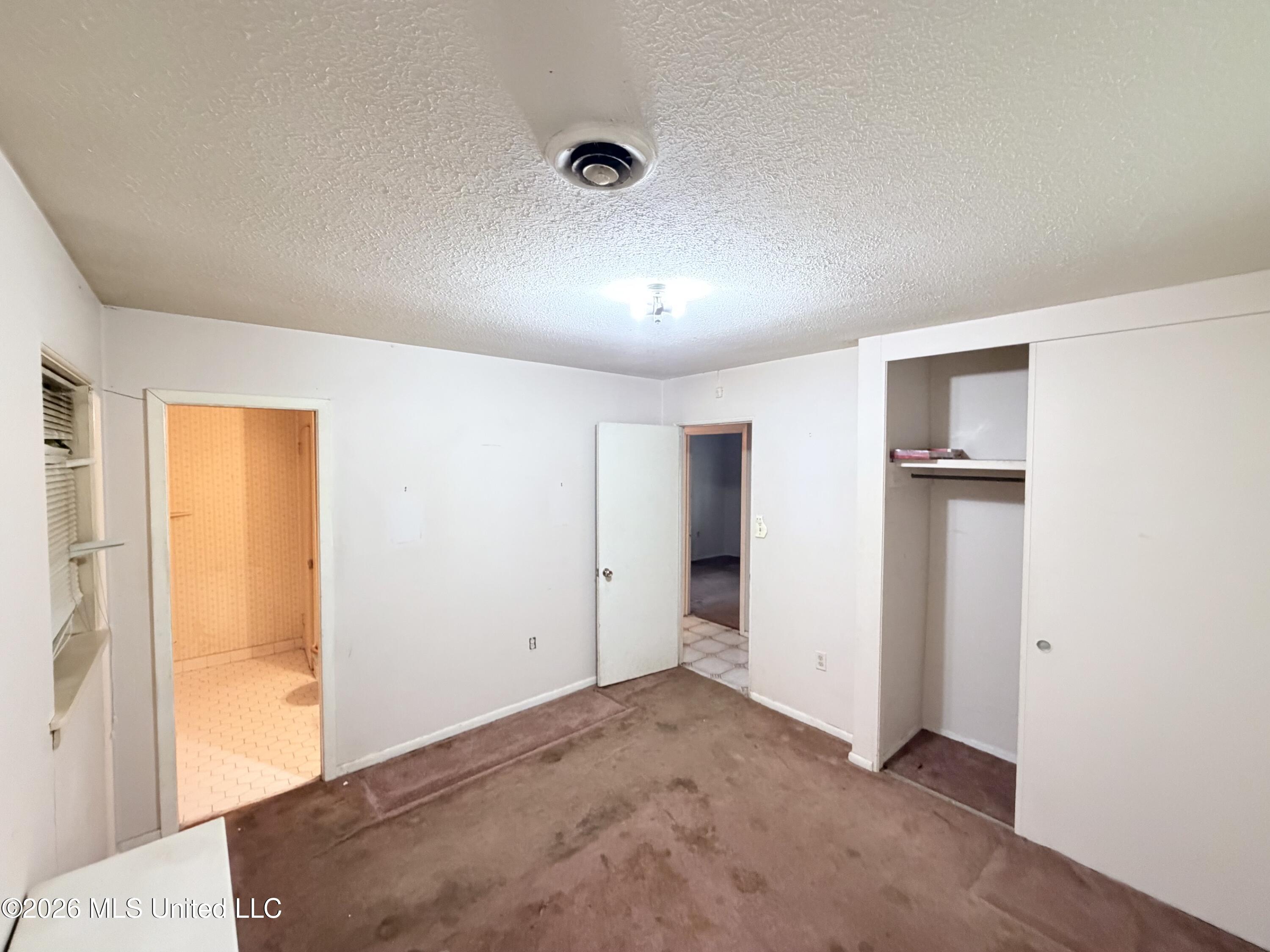 1723 Woodburn Street Property Photo 15