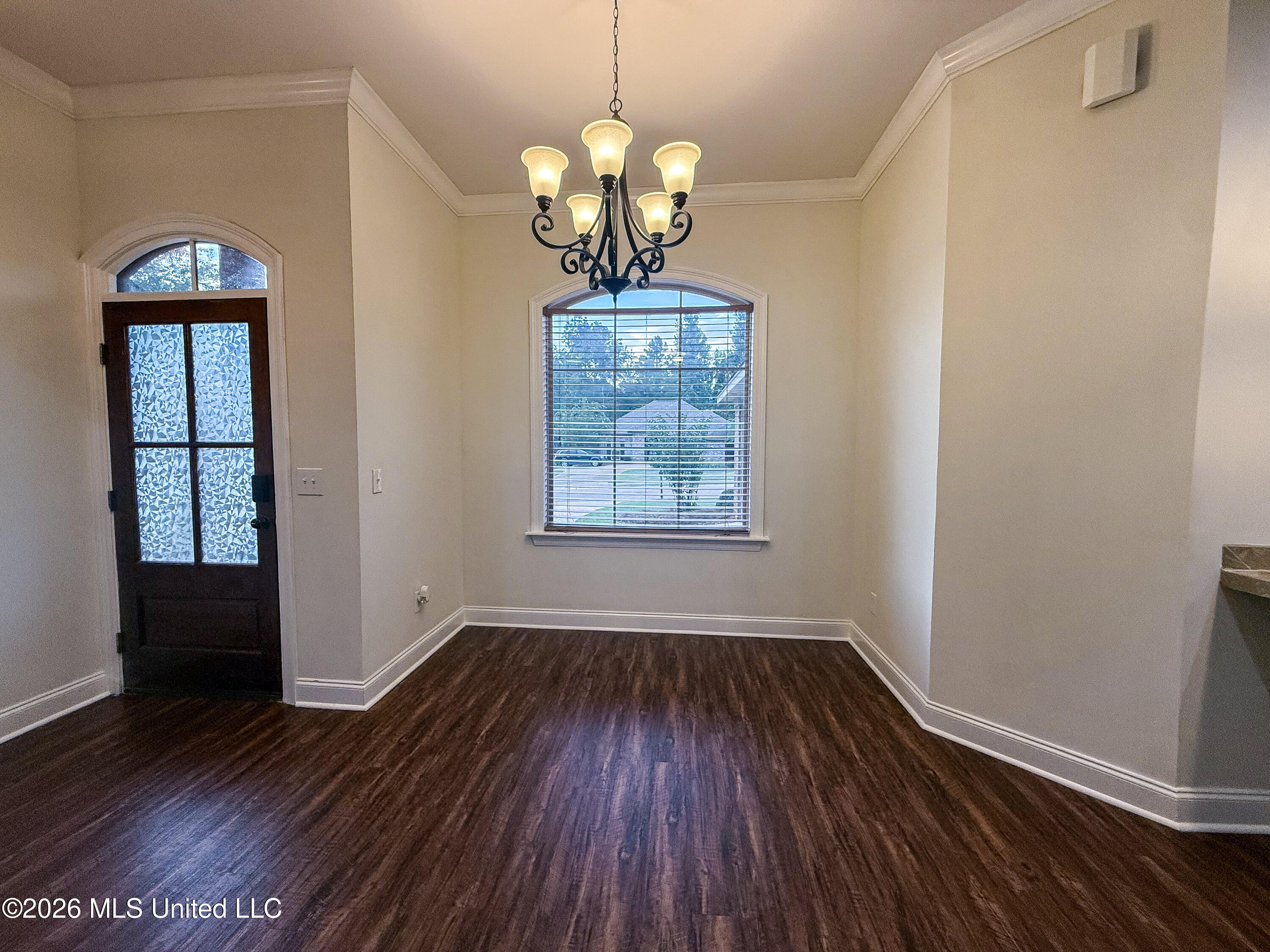 154 Notting Hill Place Property Photo 8