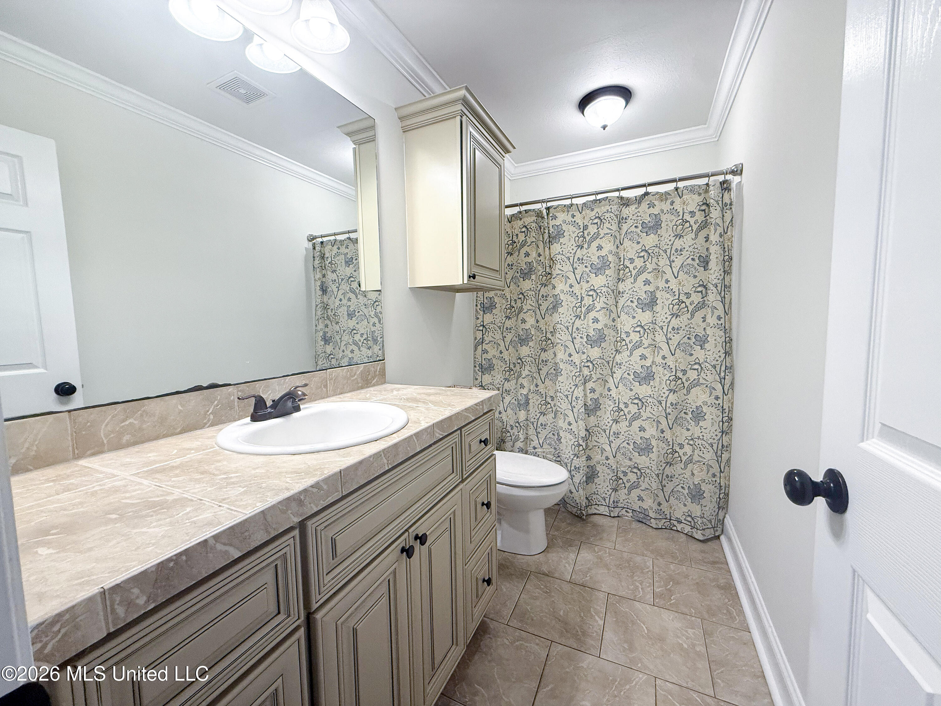 154 Notting Hill Place Property Photo 21