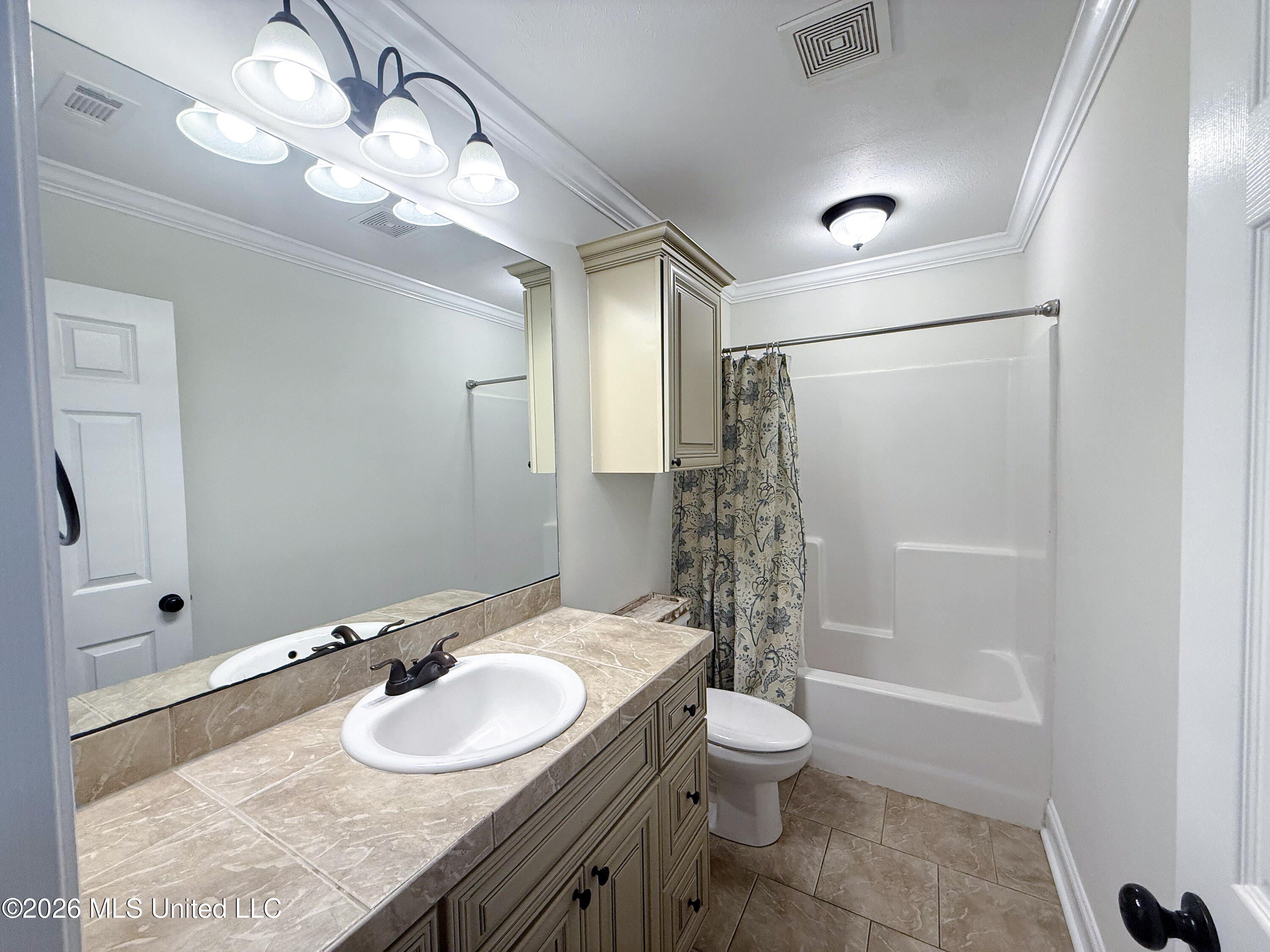 154 Notting Hill Place Property Photo 23