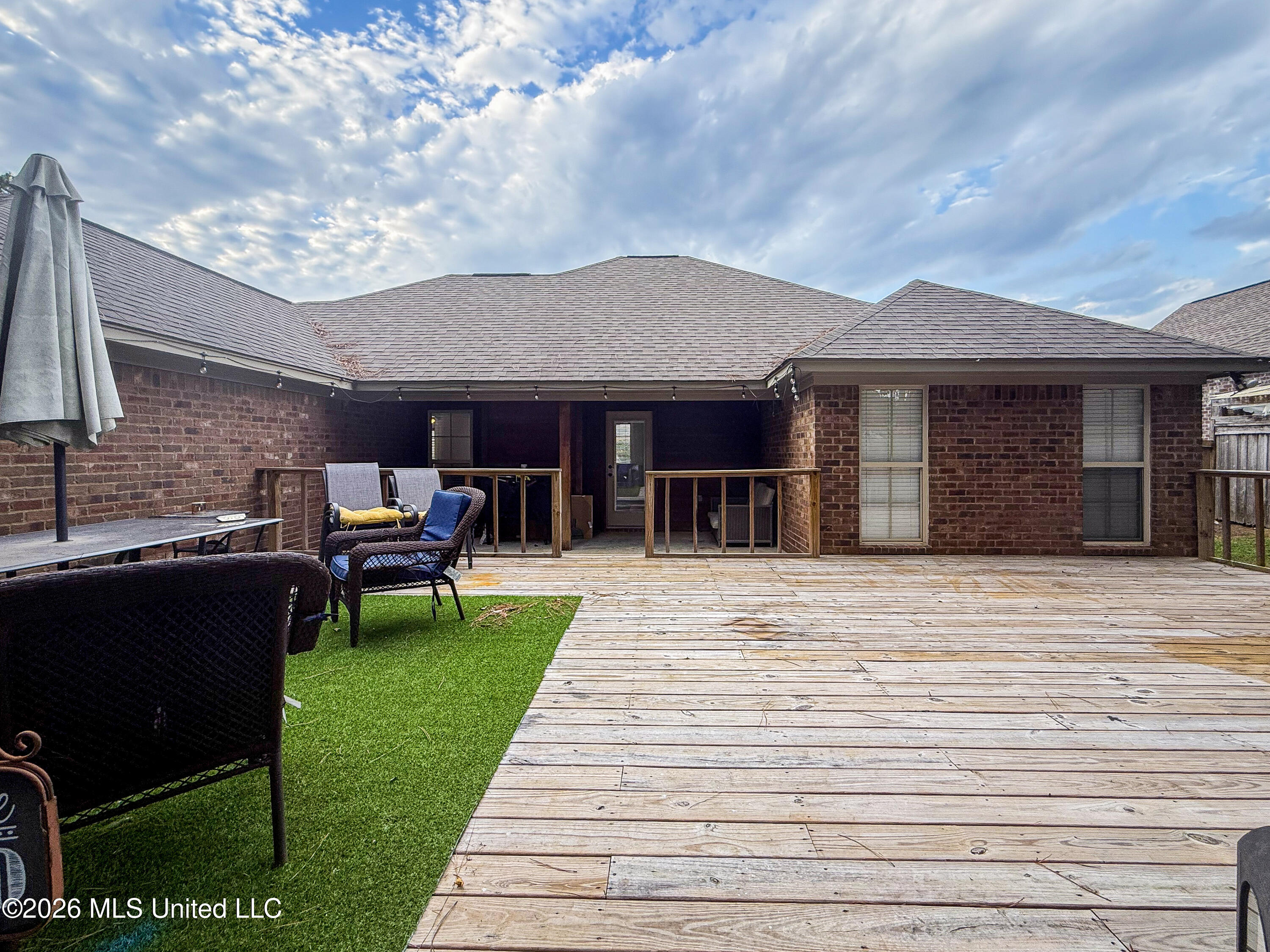 154 Notting Hill Place Property Photo 41