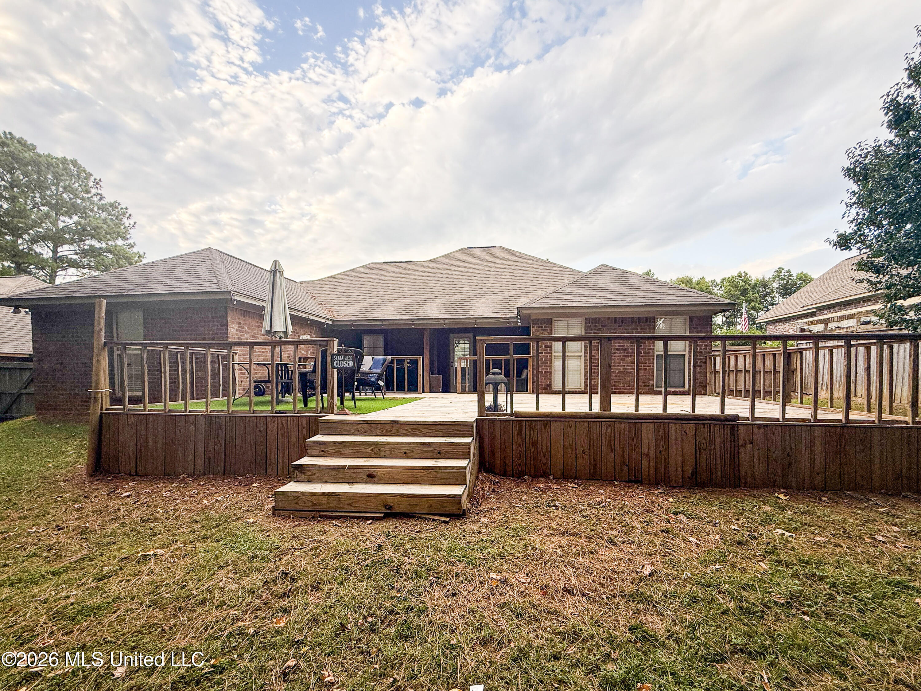 154 Notting Hill Place Property Photo 43