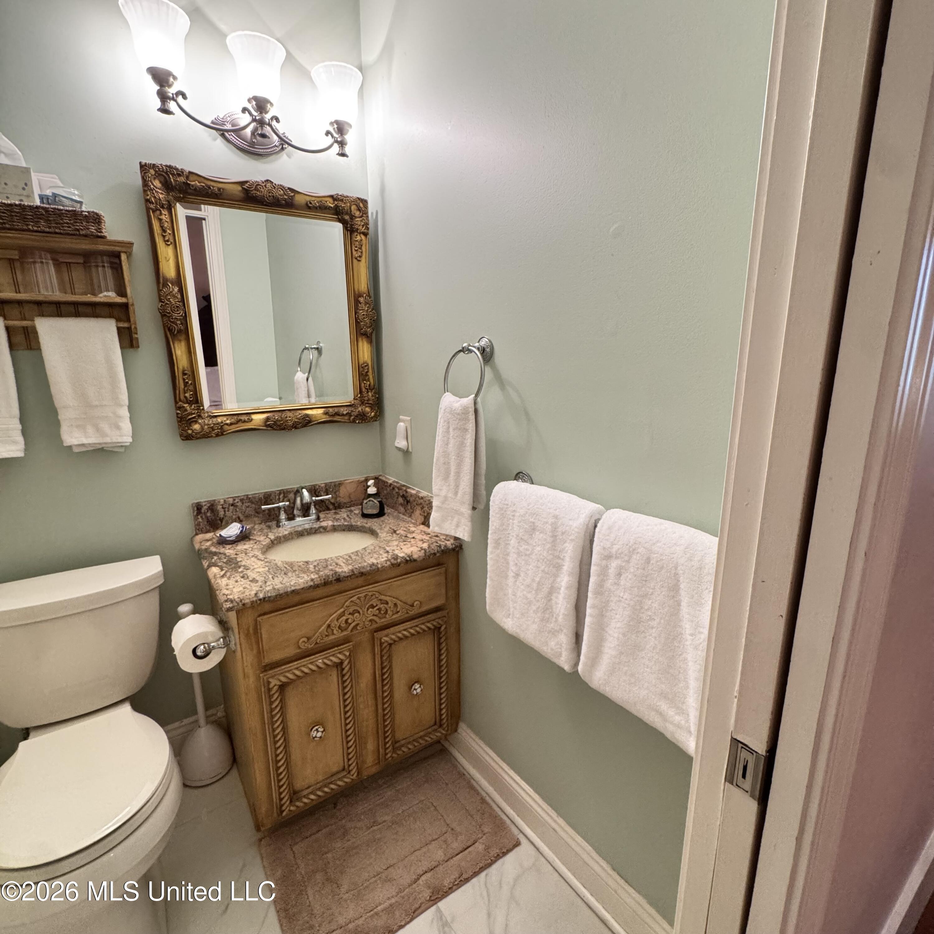 718 N Union Street Property Photo 14