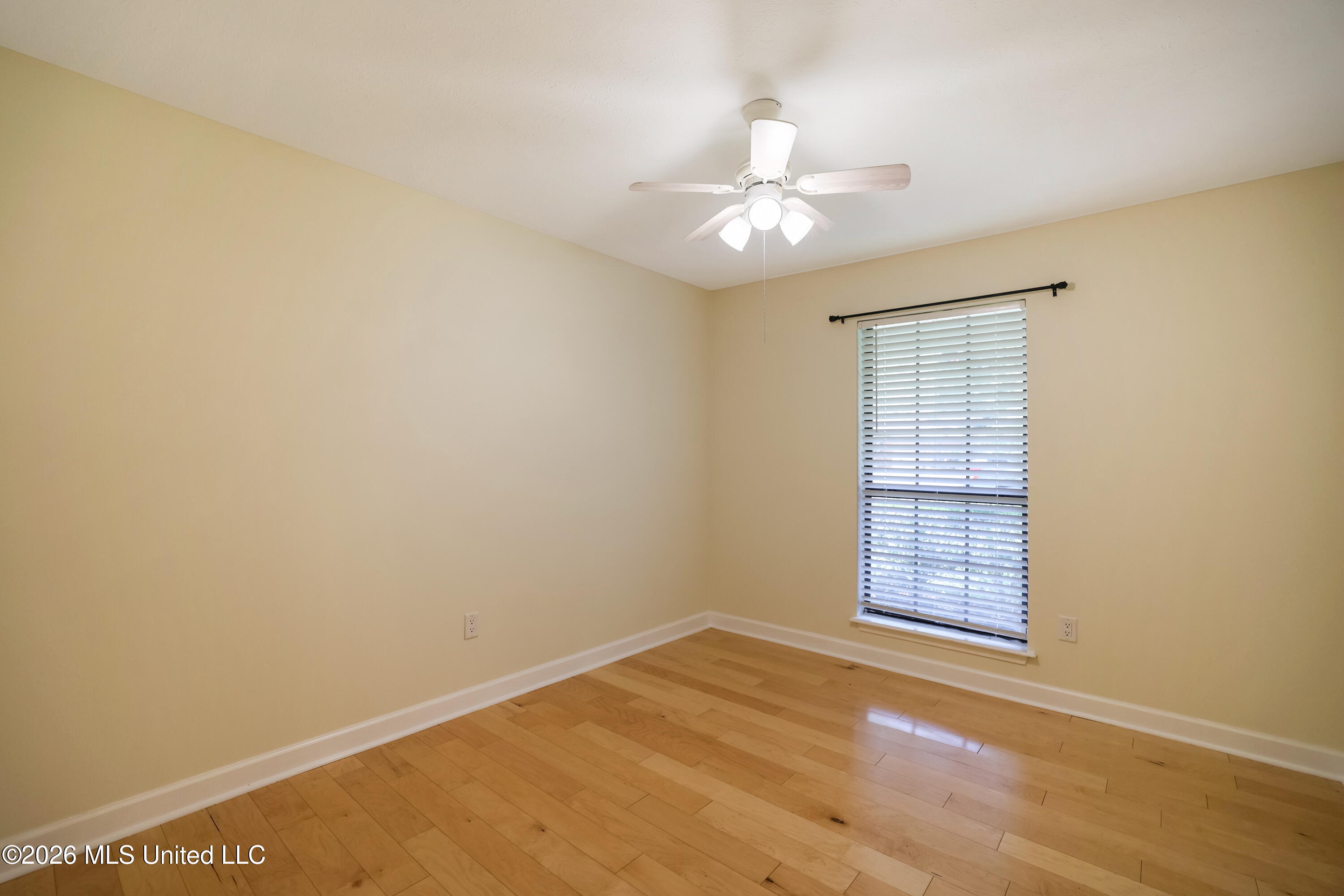95 Twin Oaks Drive Property Photo 21
