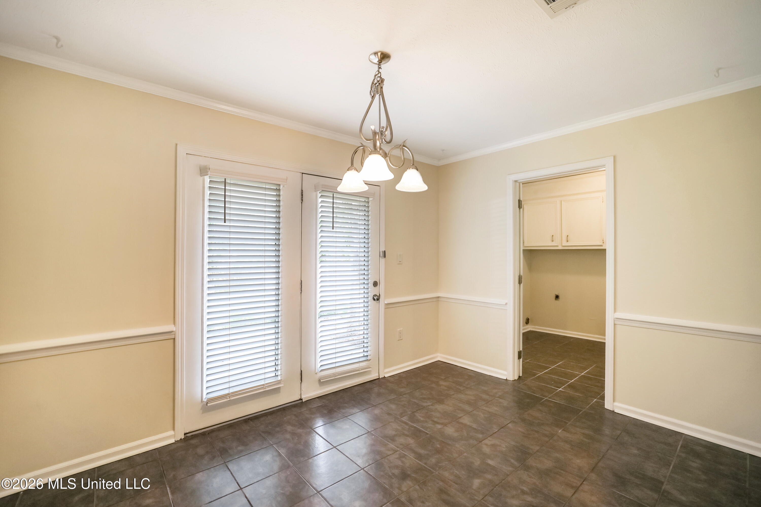 95 Twin Oaks Drive Property Photo 25