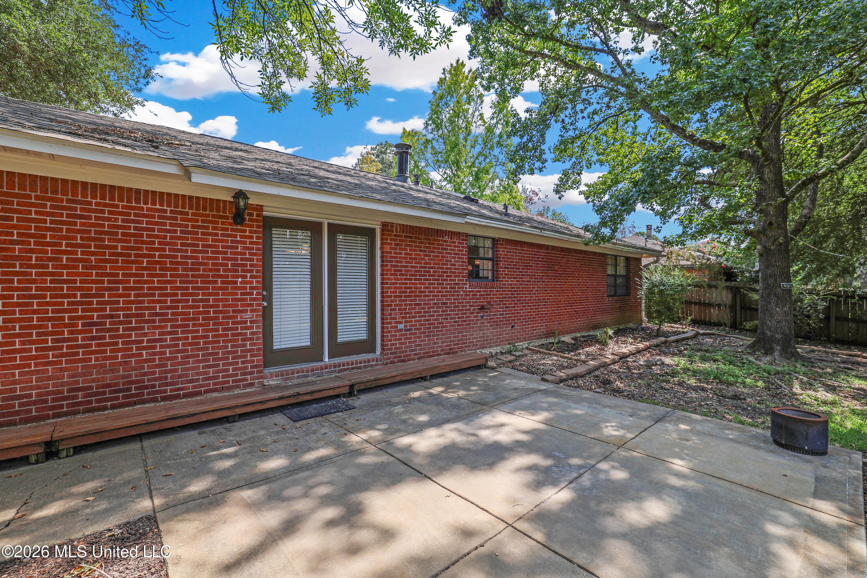 95 Twin Oaks Drive Property Photo 26