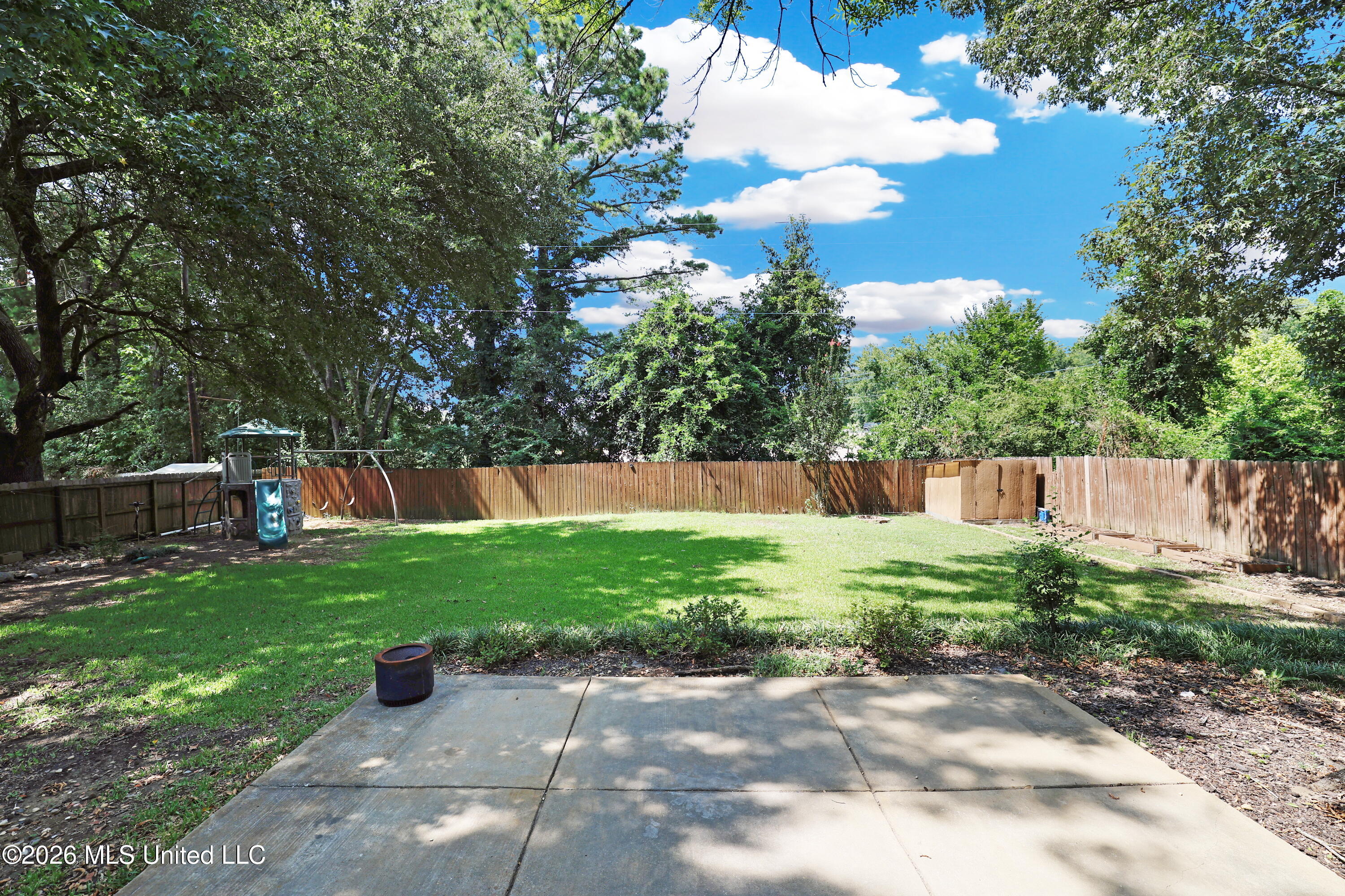 95 Twin Oaks Drive Property Photo 27