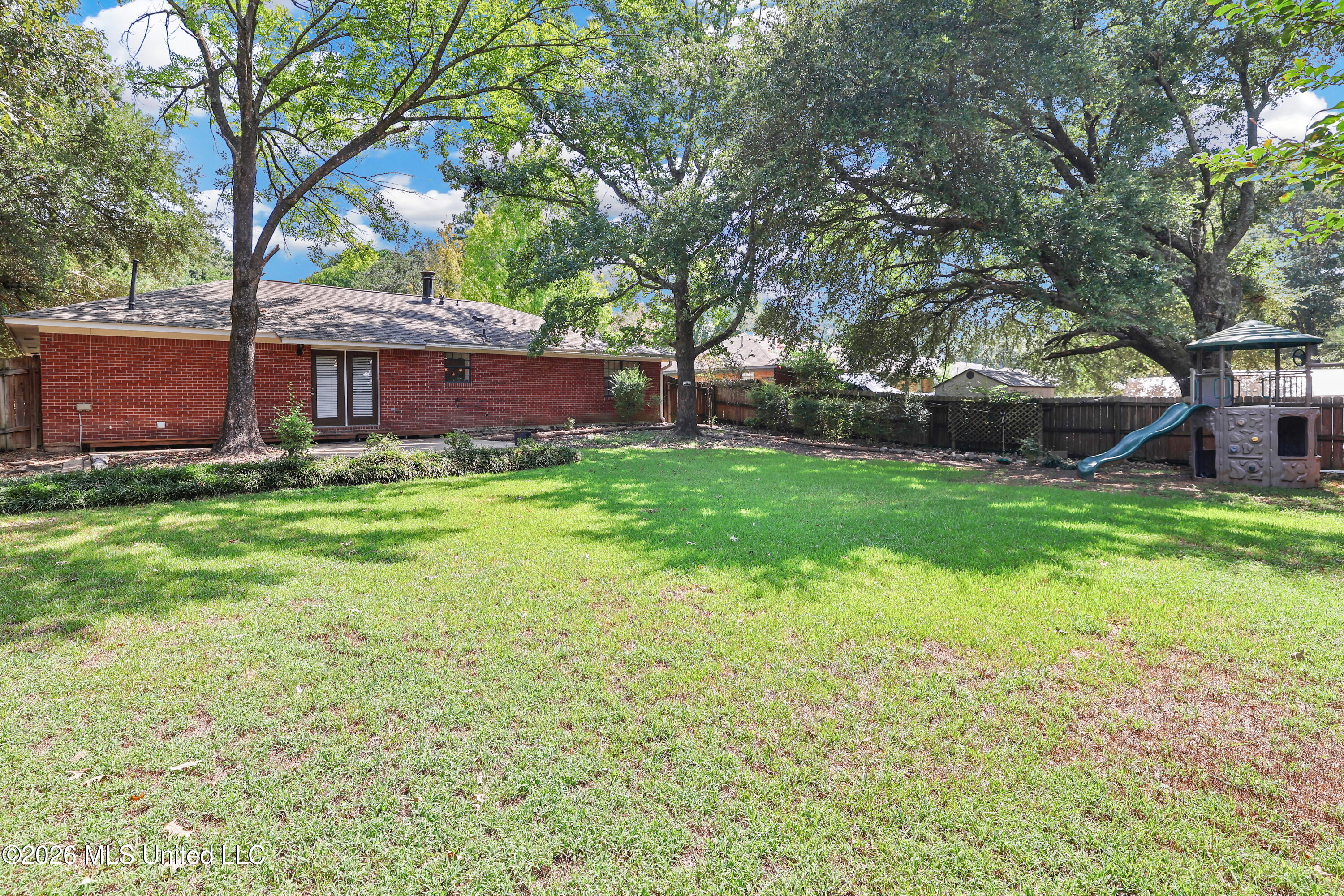 95 Twin Oaks Drive Property Photo 30