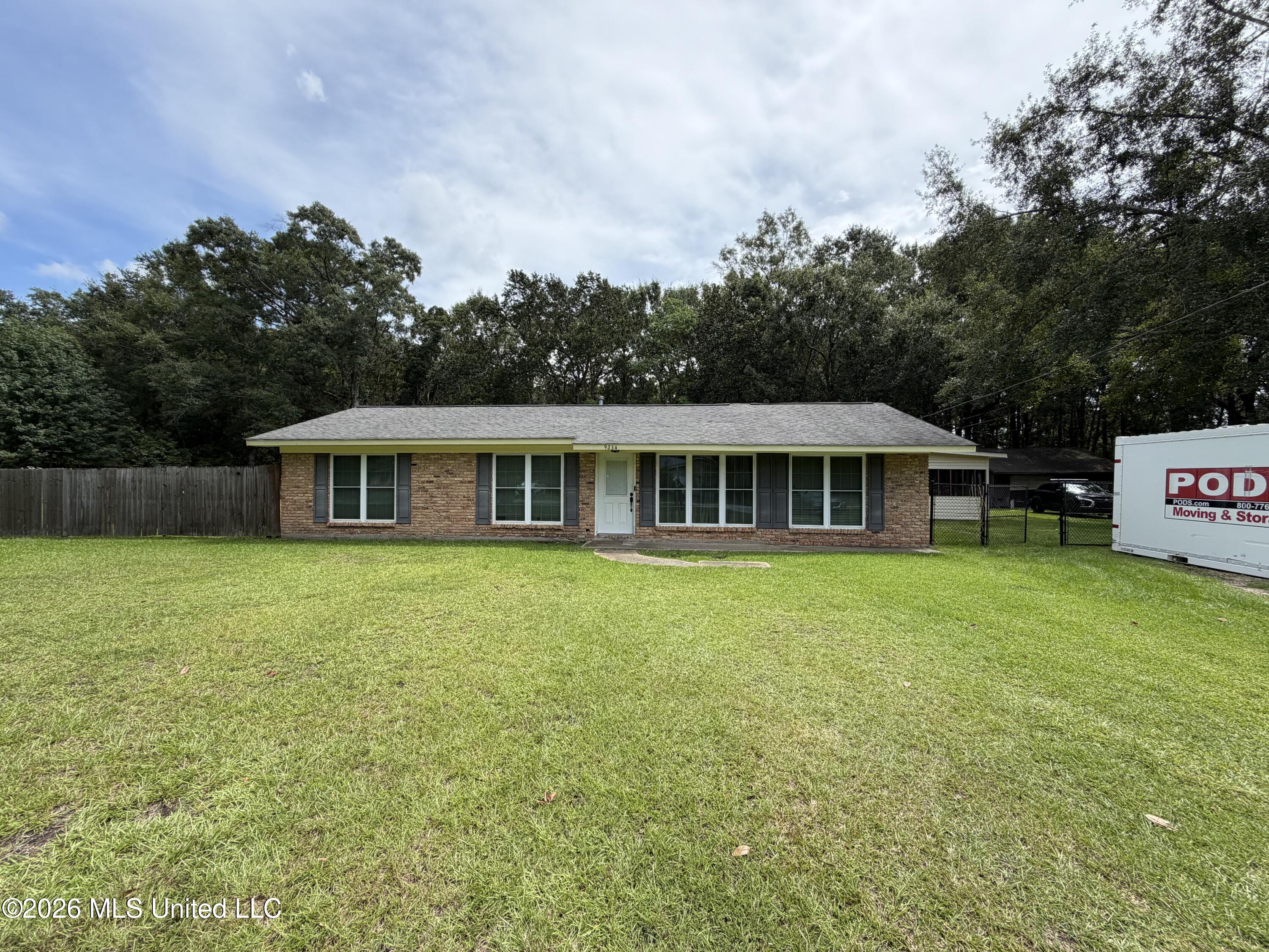 9234 Guywood Road Property Photo 1