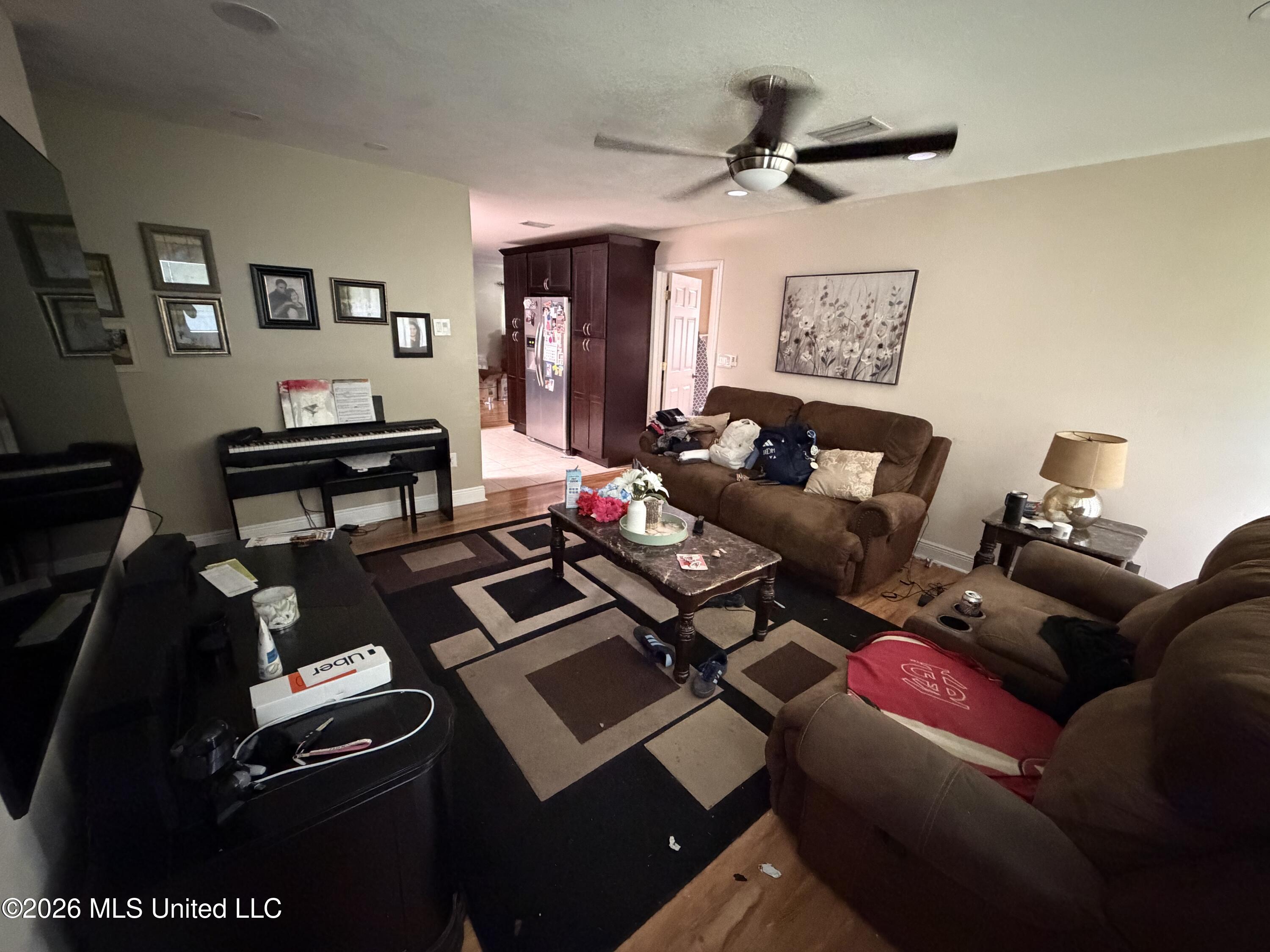9234 Guywood Road Property Photo 2