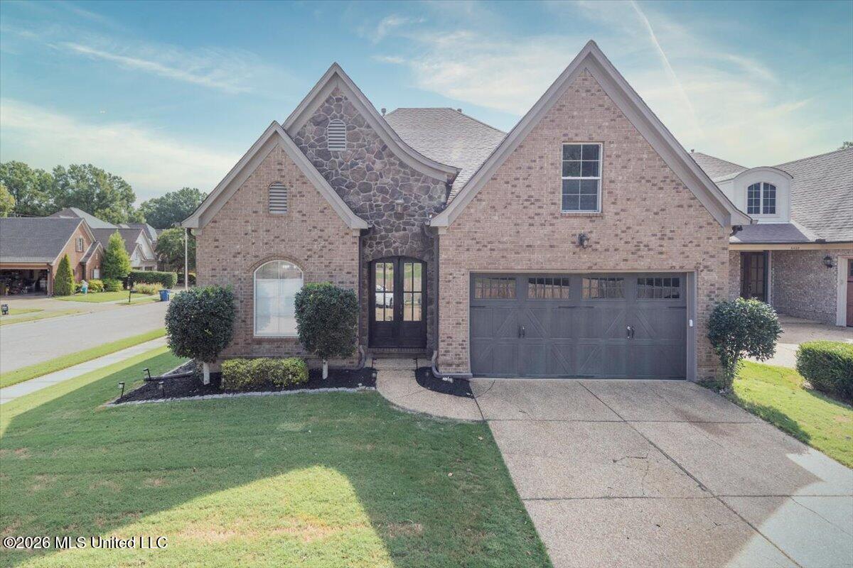 6420 Rue De Maison Neuve Property Photo 1