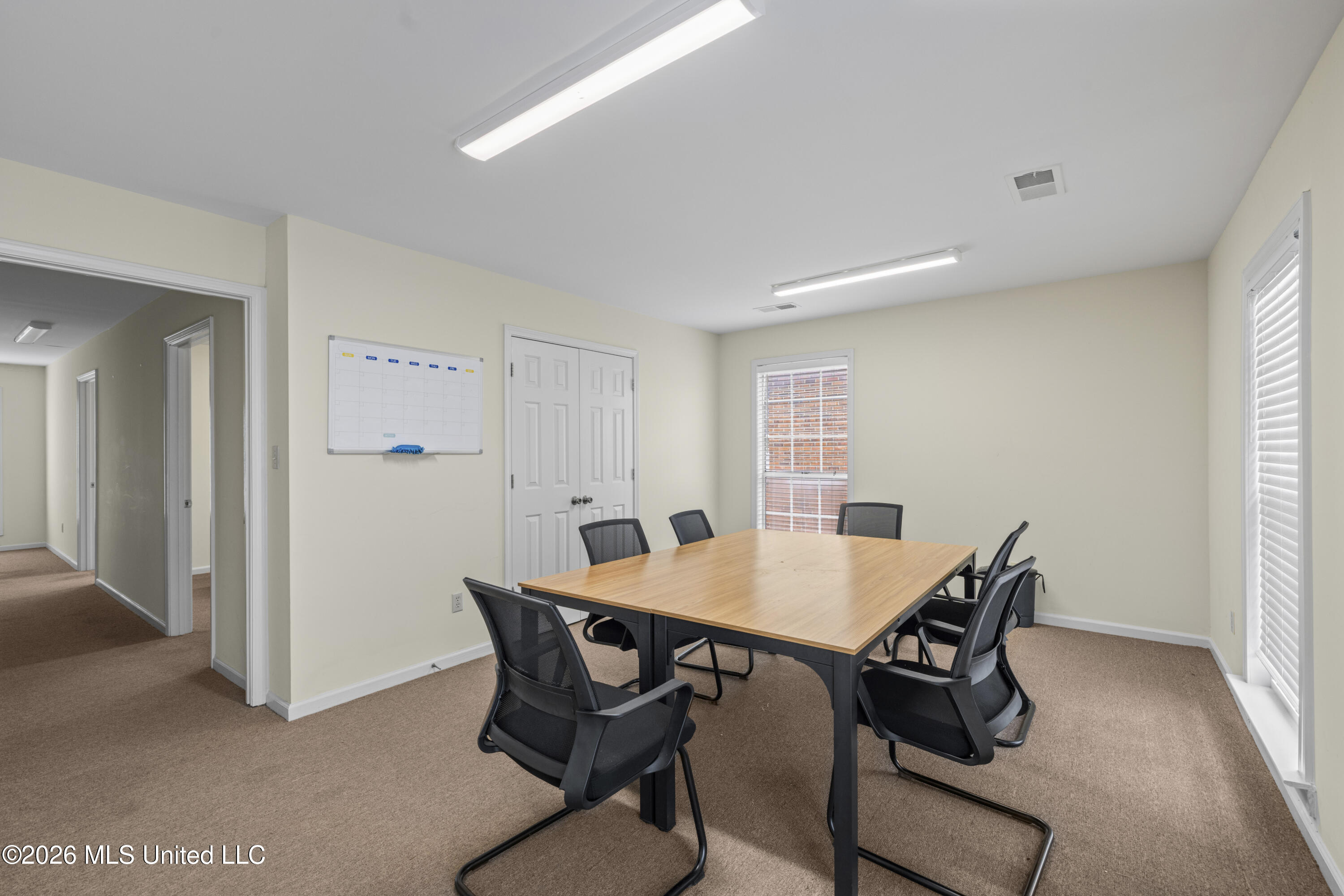 8849 Centre Street Property Photo 6