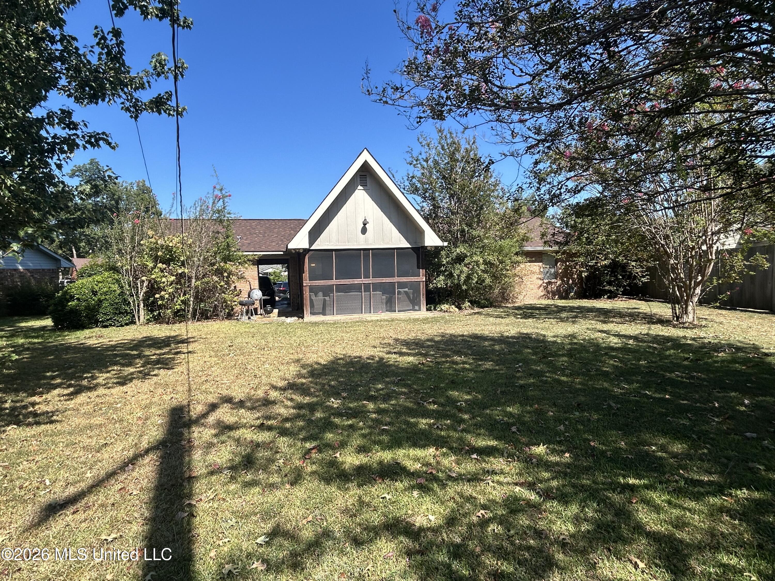 1213 Peggy Lane Property Photo 3