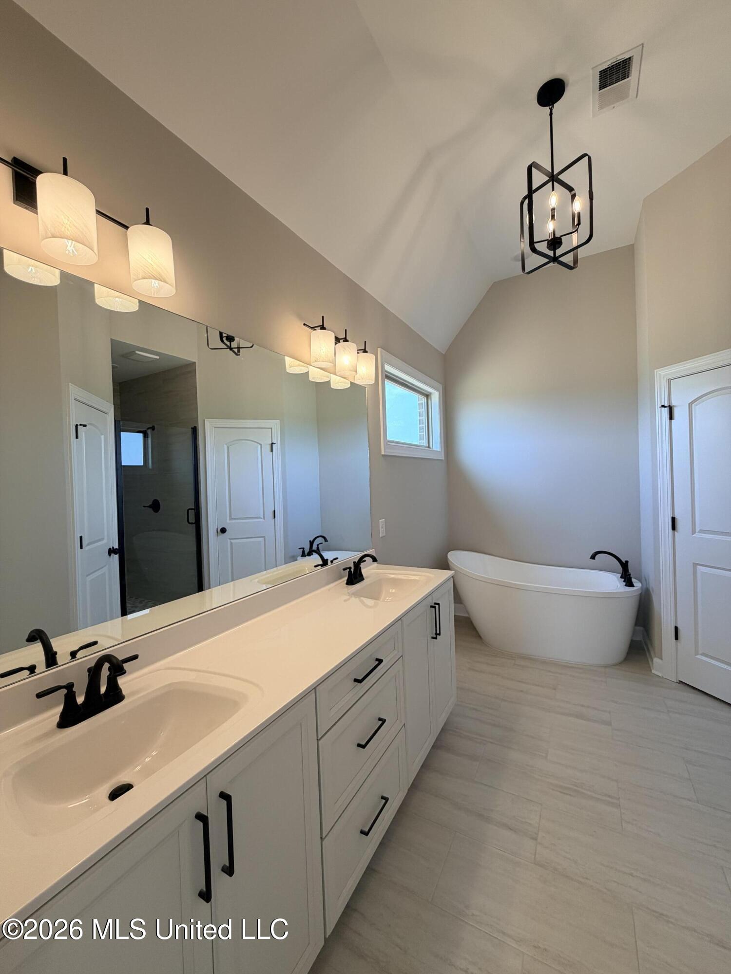 3151 E School Loop Road Property Photo 14