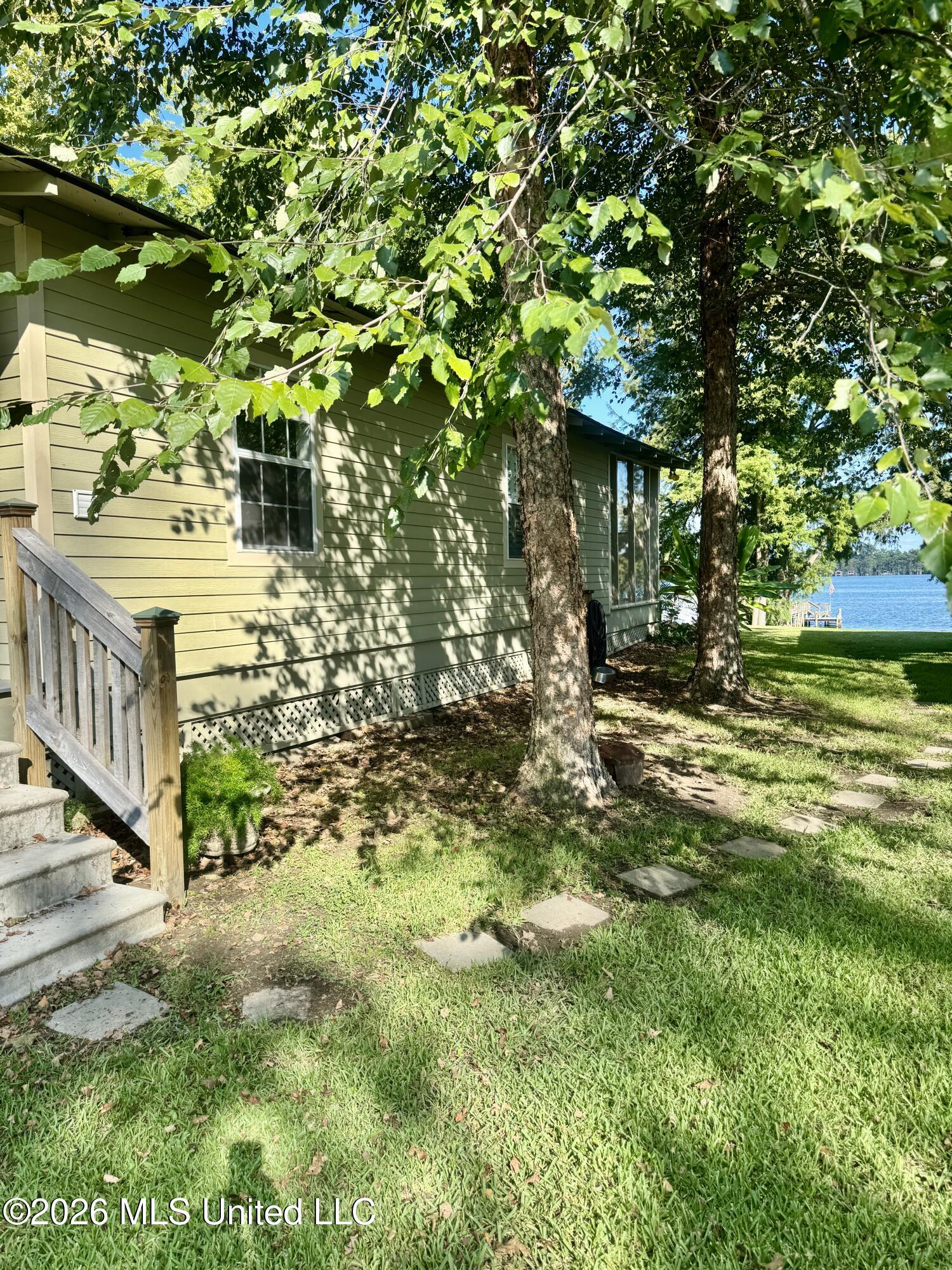 5525 Highway 568 Property Photo 18