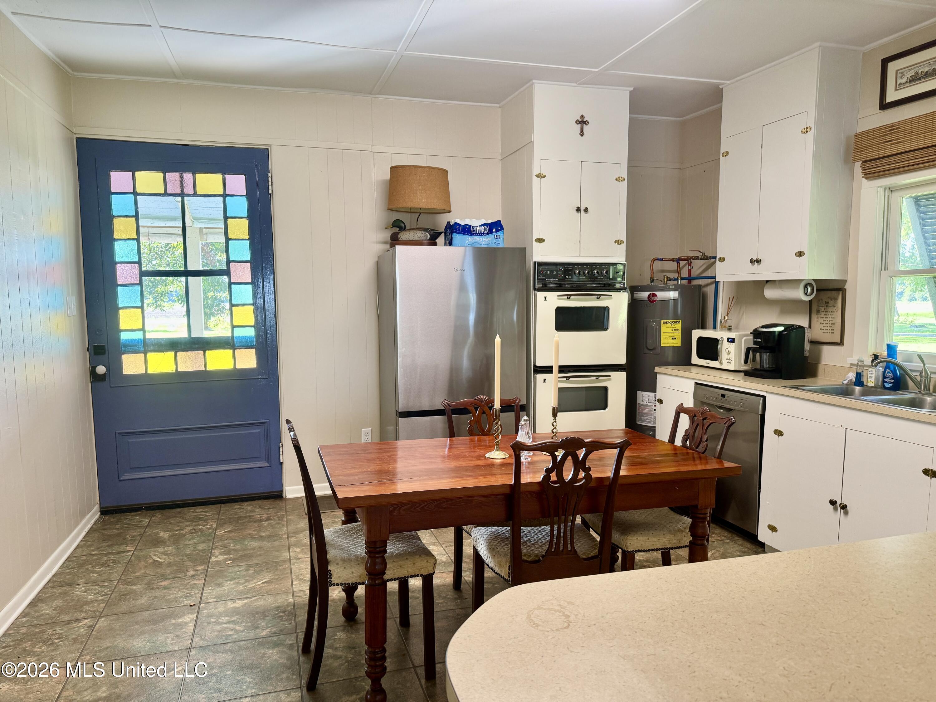 5525 Highway 568 Property Photo 32