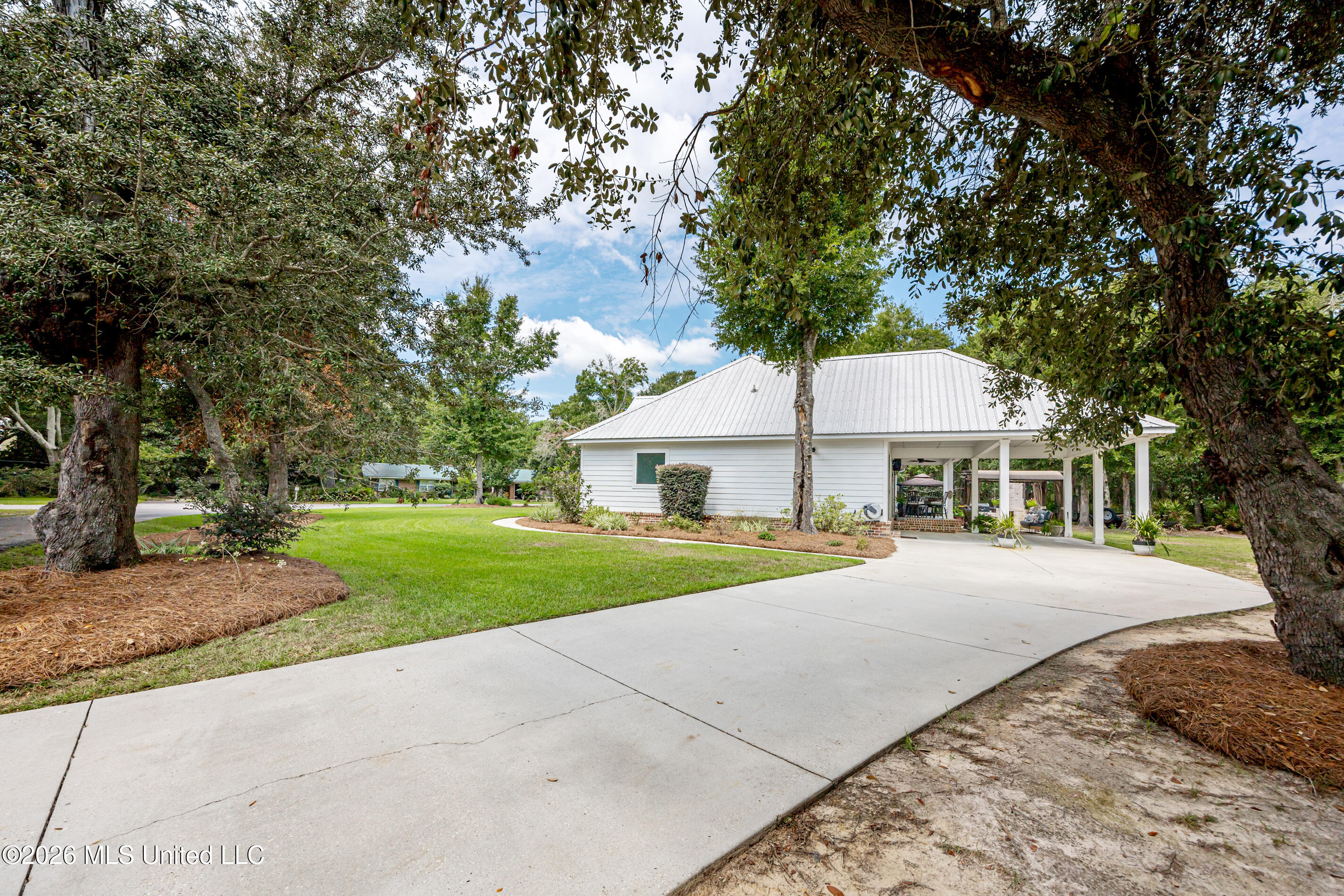 2809 Robert Hiram Drive Property Photo 85