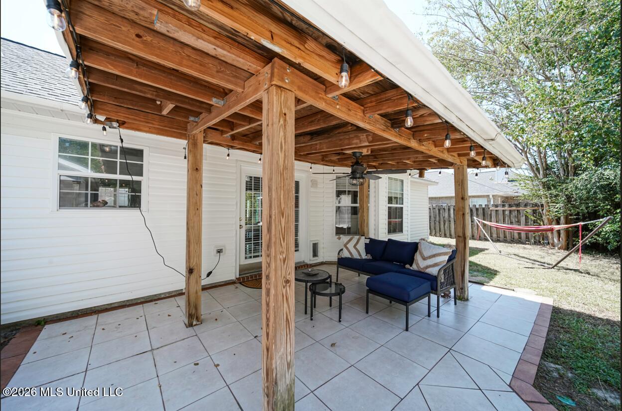 14188 N Country Hills Drive Property Photo 31