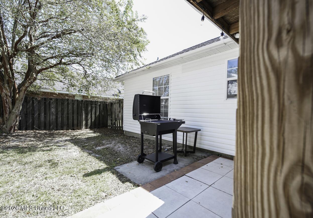 14188 N Country Hills Drive Property Photo 34
