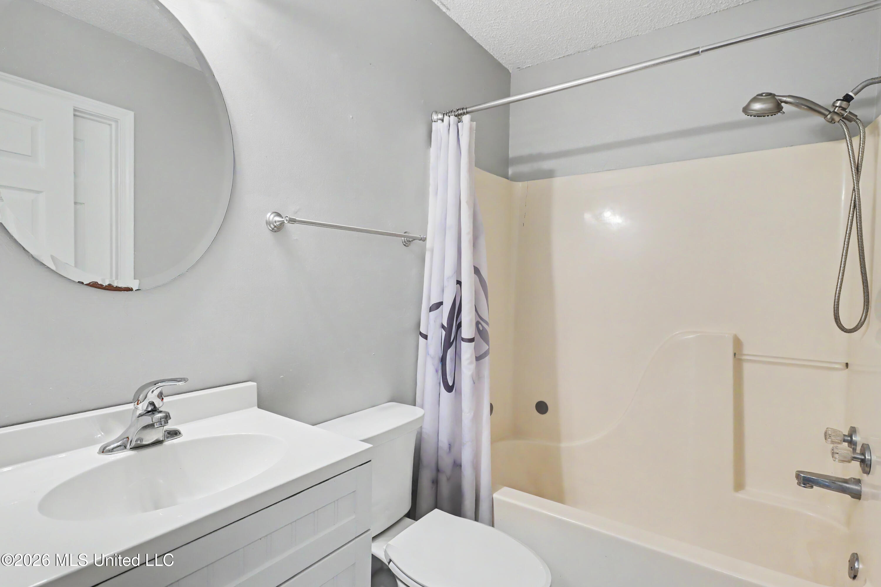 20 Heather Lane Property Photo 8