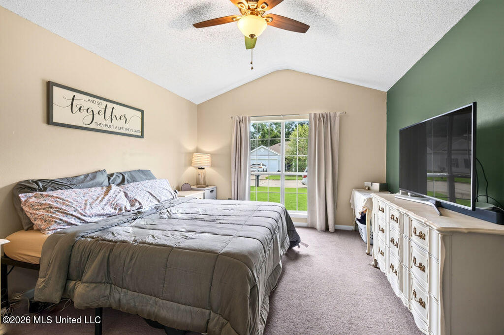 12237 Five Oaks Drive Property Photo 14