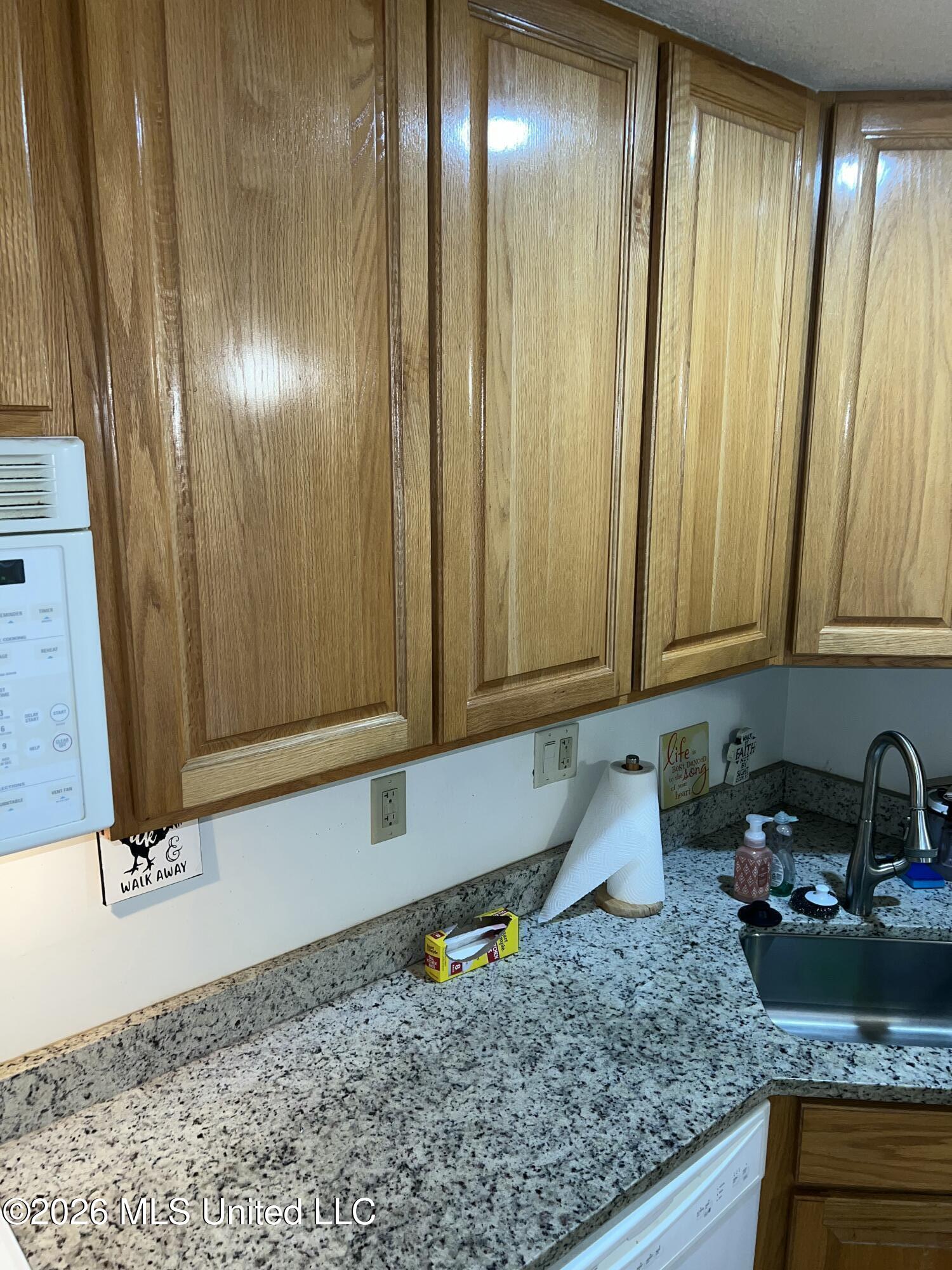 109 Lakeside Villla Property Photo 11