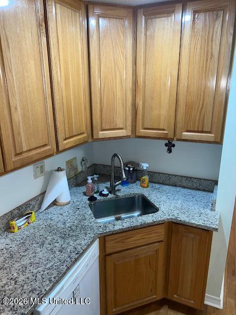 109 Lakeside Villla Property Photo 12