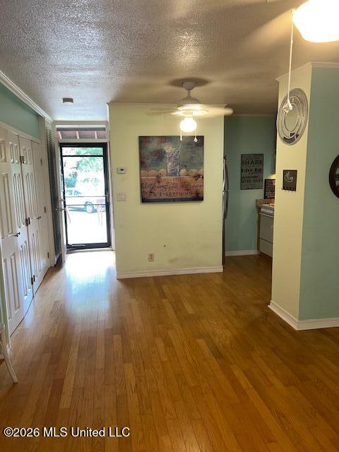 109 Lakeside Villla Property Photo 18