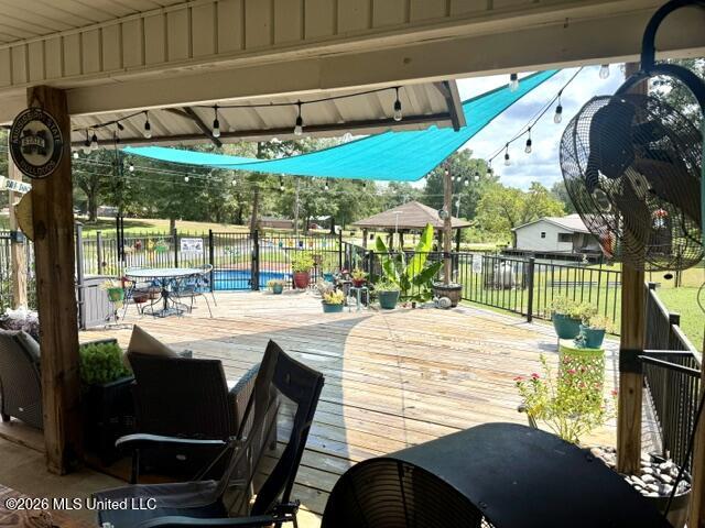 106 Oak Hill Drive Property Photo 13
