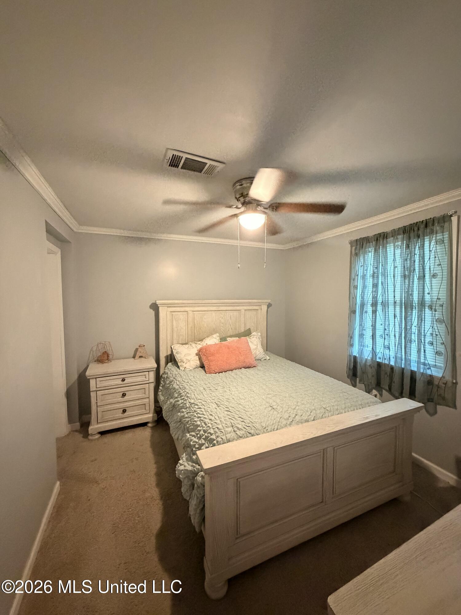 209 Dunlap Street Property Photo 5